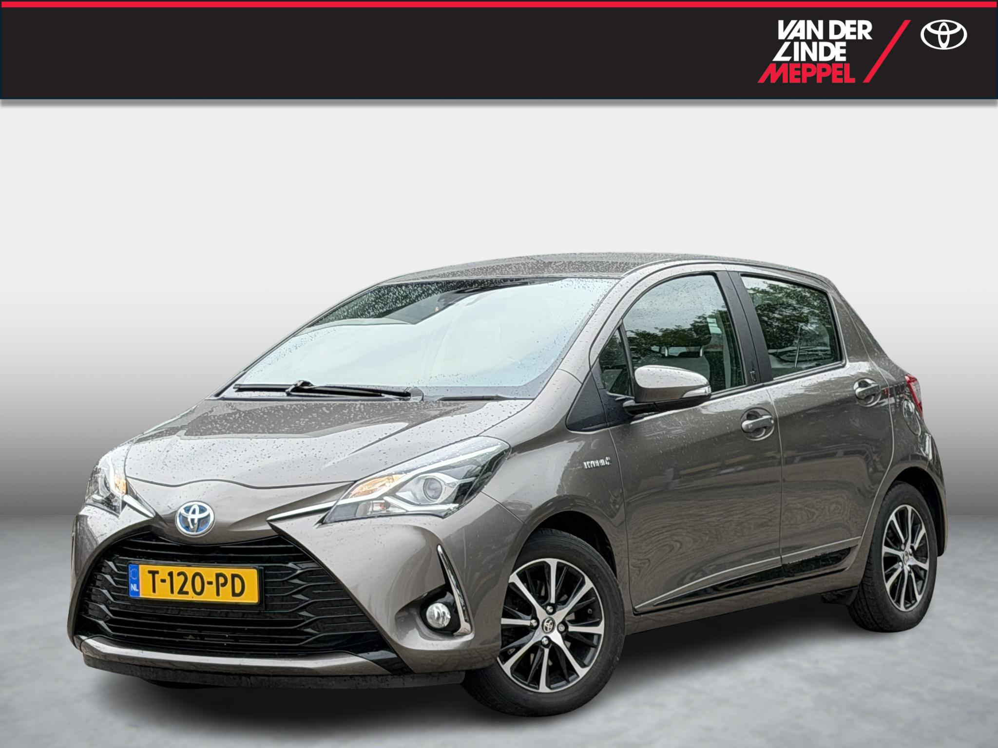 Toyota Toyota Yaris Hybrid 1.5 Hybrid Design Trekhaak Stoelverwarming 2018 - voorkant