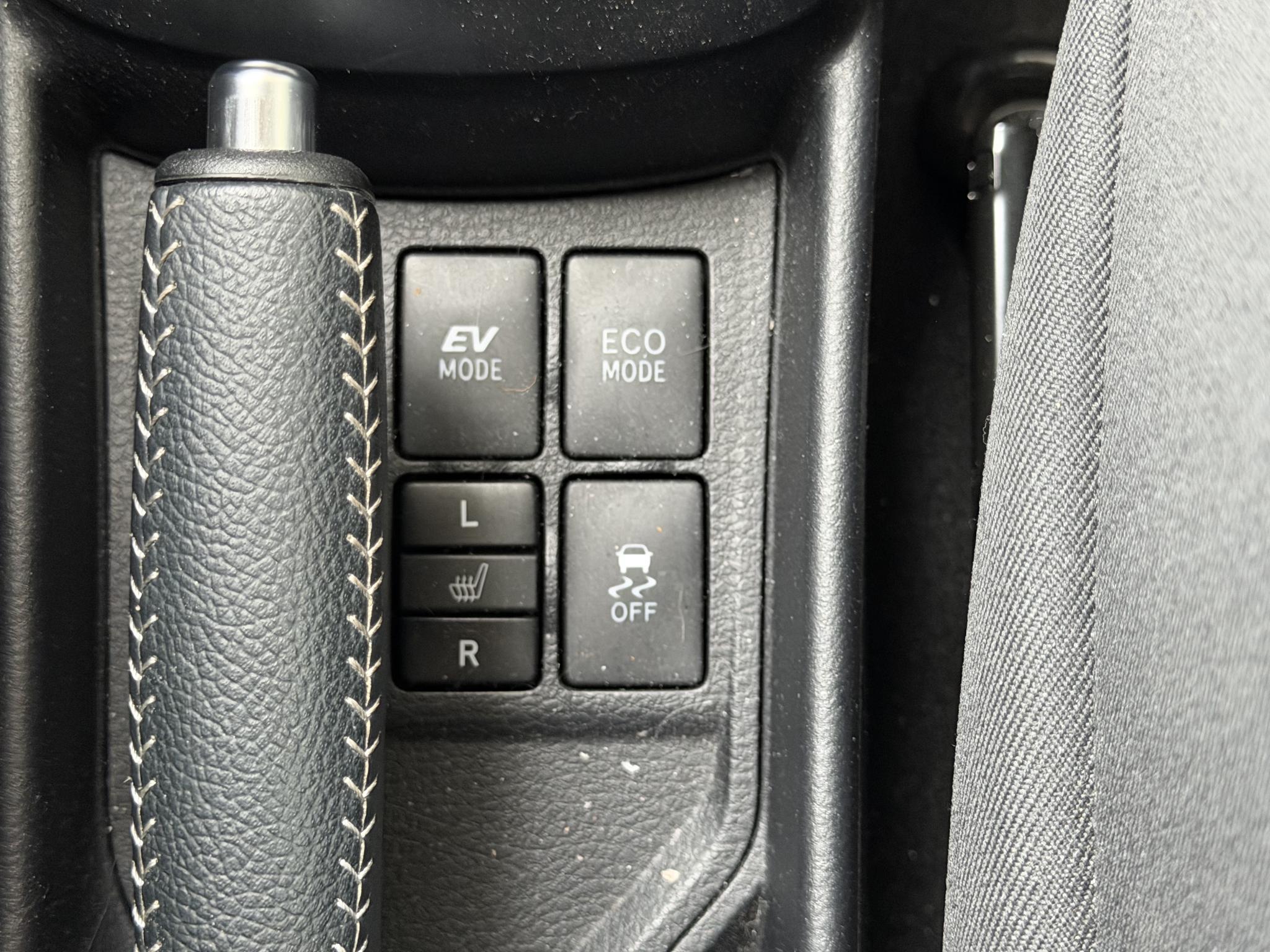 Foto van Toyota Toyota Yaris Hybrid