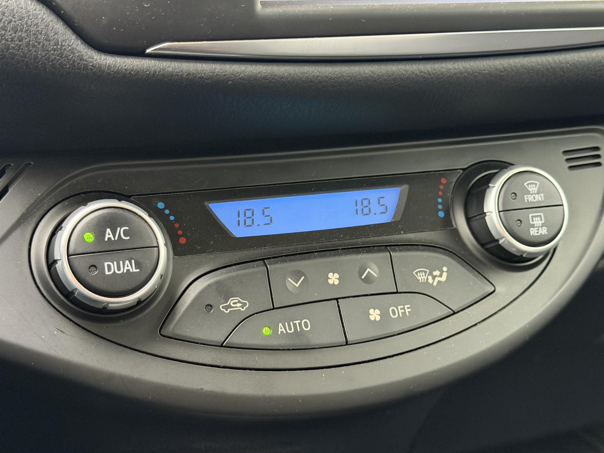Foto van Toyota Toyota Yaris Hybrid