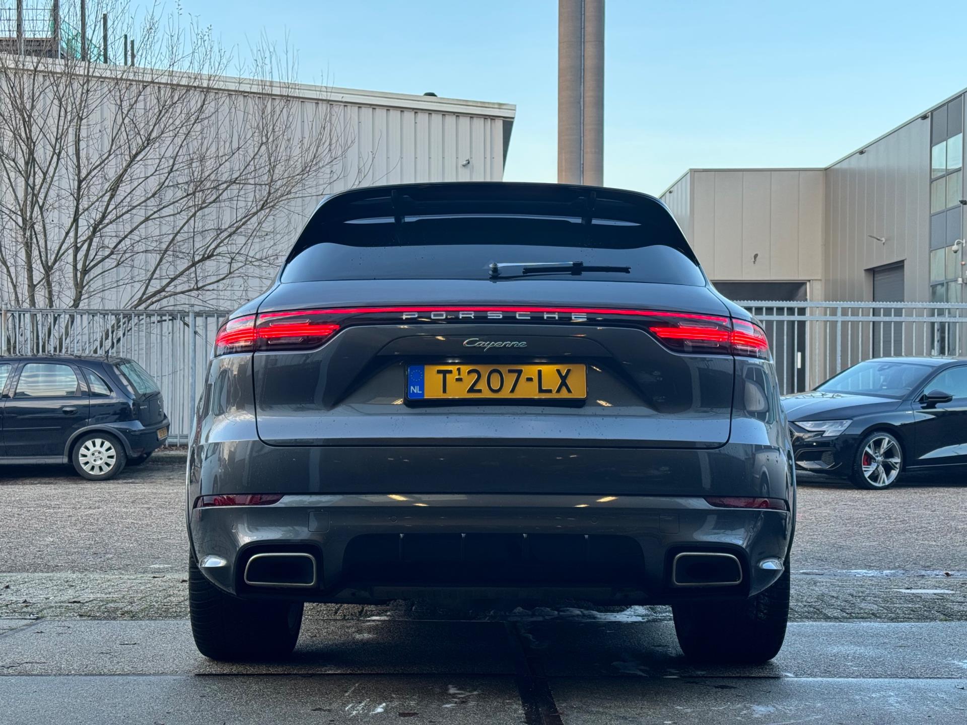 Foto van Porsche Cayenne E-hybrid