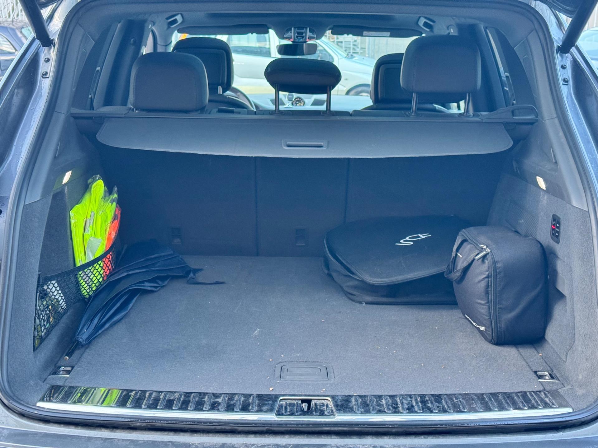 Foto van Porsche Cayenne E-hybrid