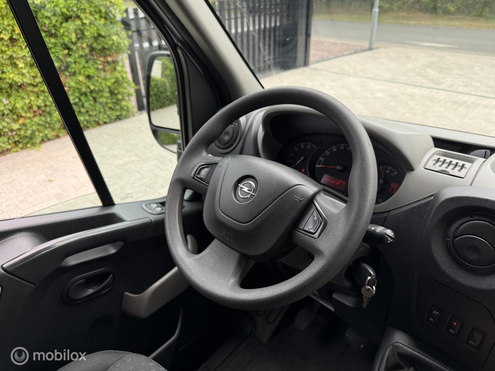 Foto van Opel Movano