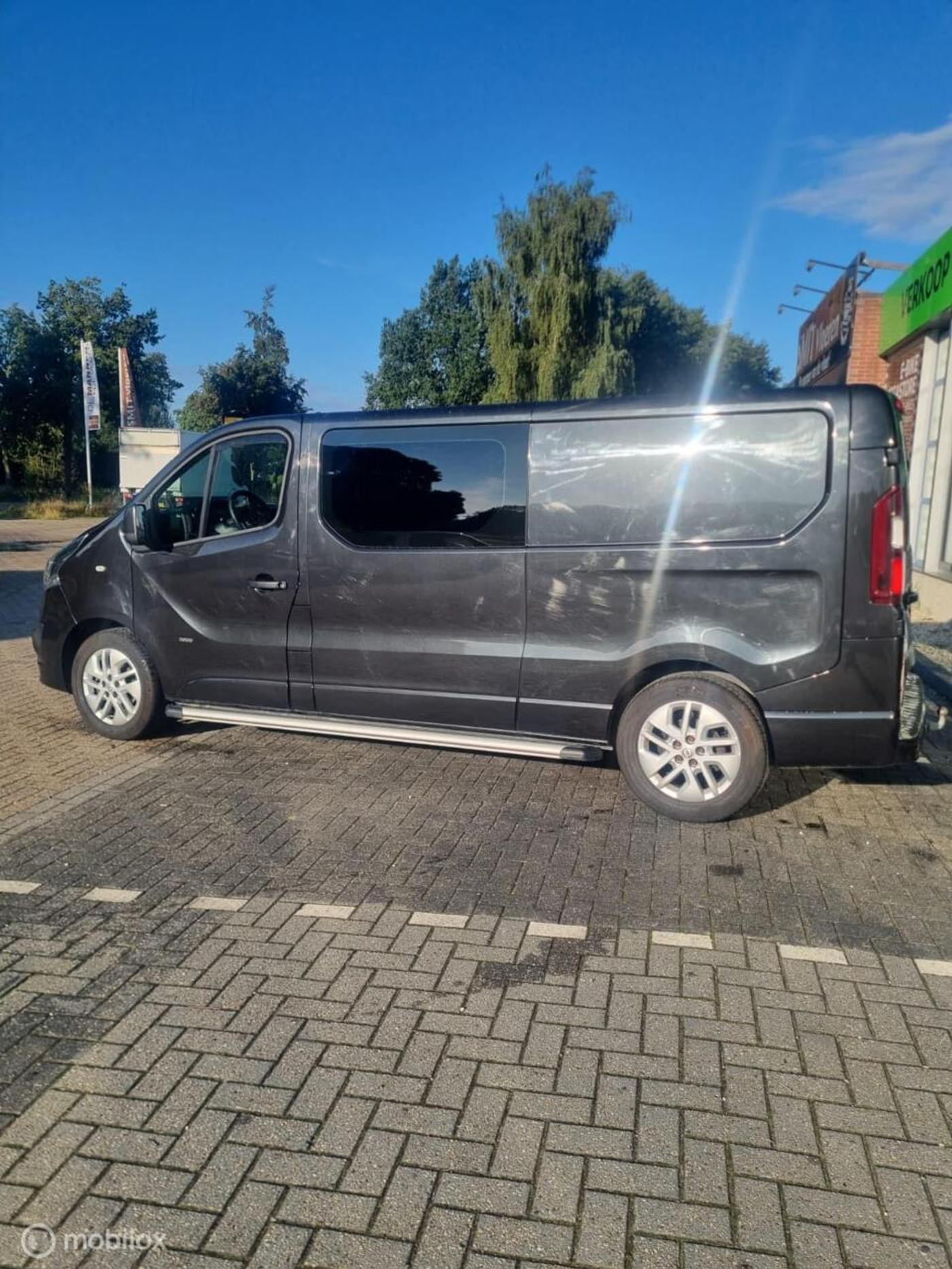 Foto van Opel Vivaro-b