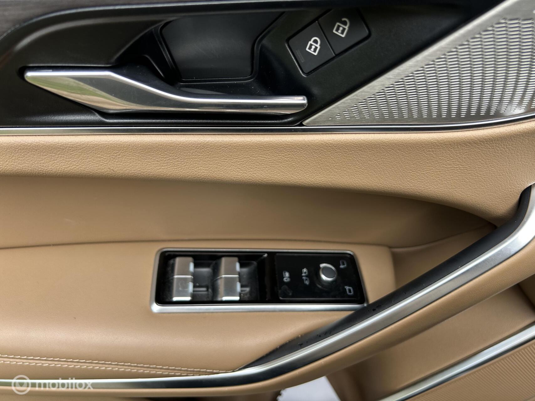 Foto van Jaguar Jaguar F-pace
