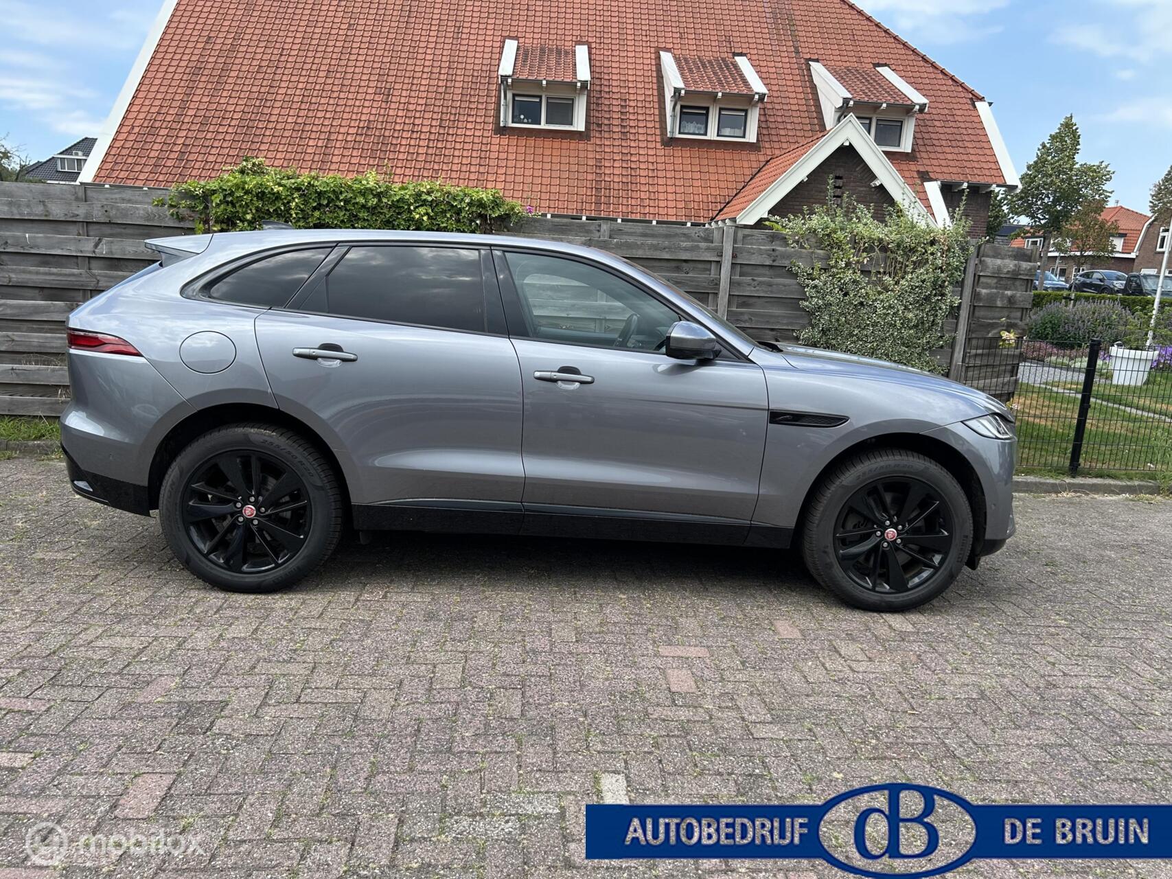 Foto van Jaguar Jaguar F-pace