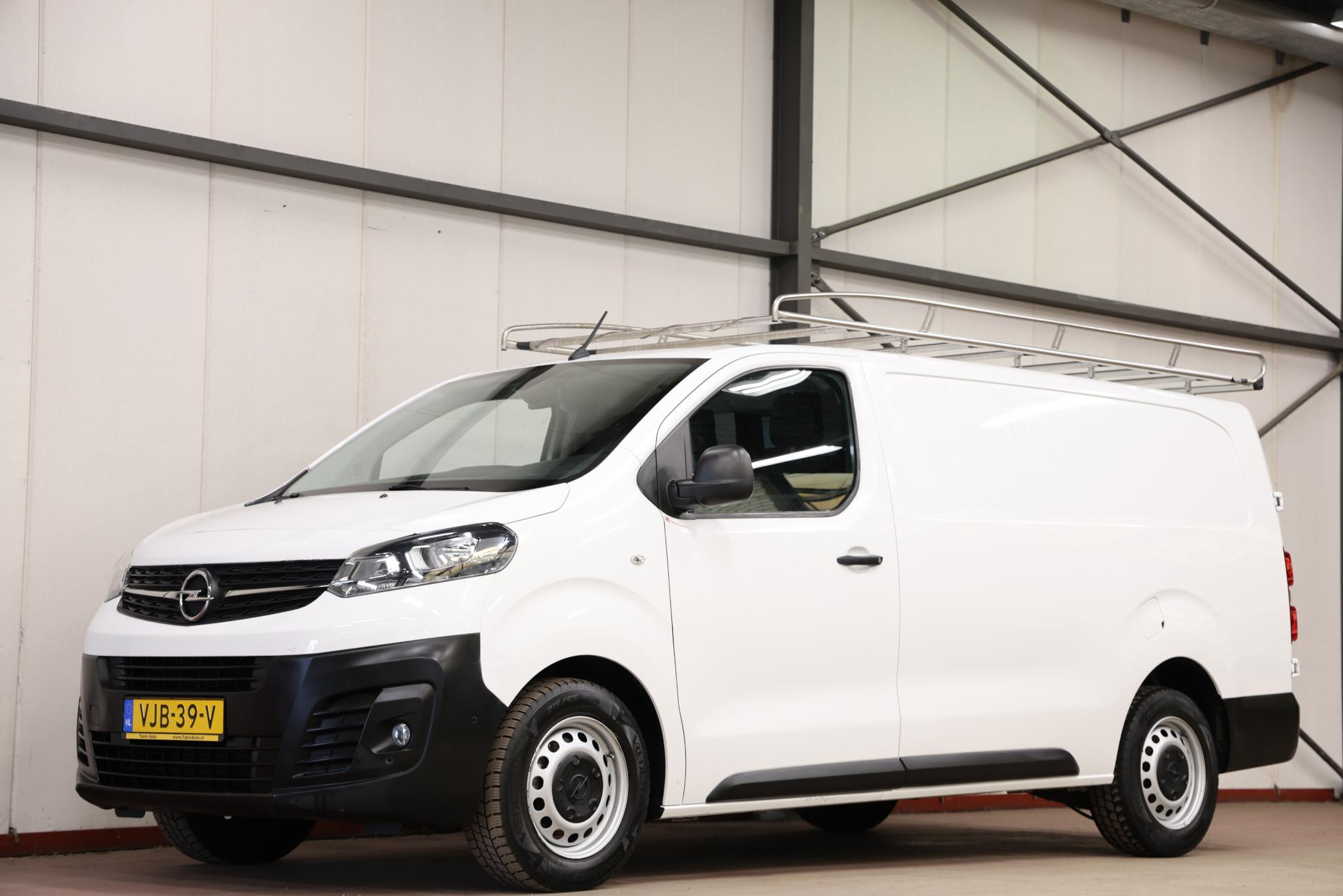 Opel Vivaro 2.0 CDTI L3H1 LANG IMPERIAAL TREKHAAK 3PERS 2021 - voorkant