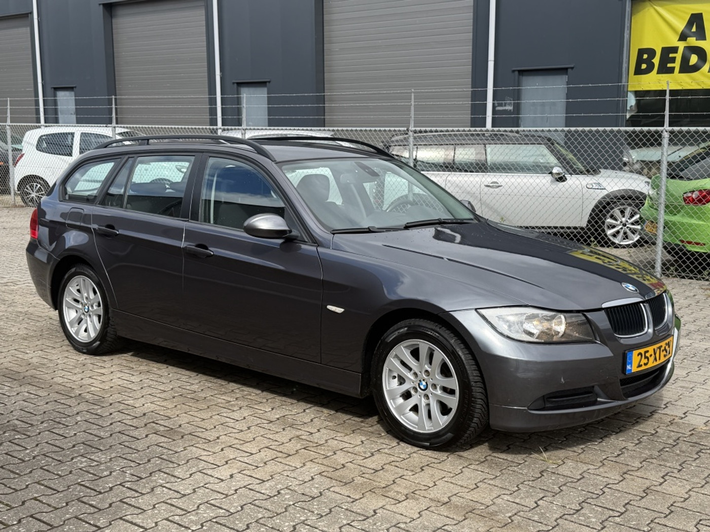 BMW 3-serie Touring 318i High Executive 2007 - voorkant