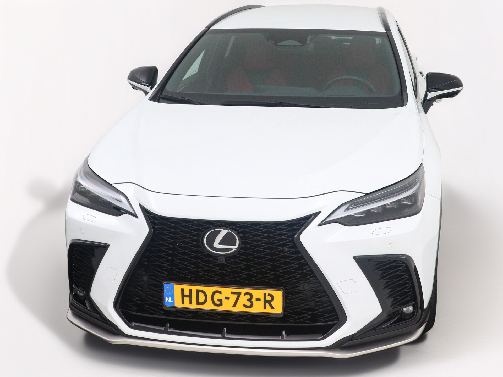 Foto van Lexus Lexus Nx450h+