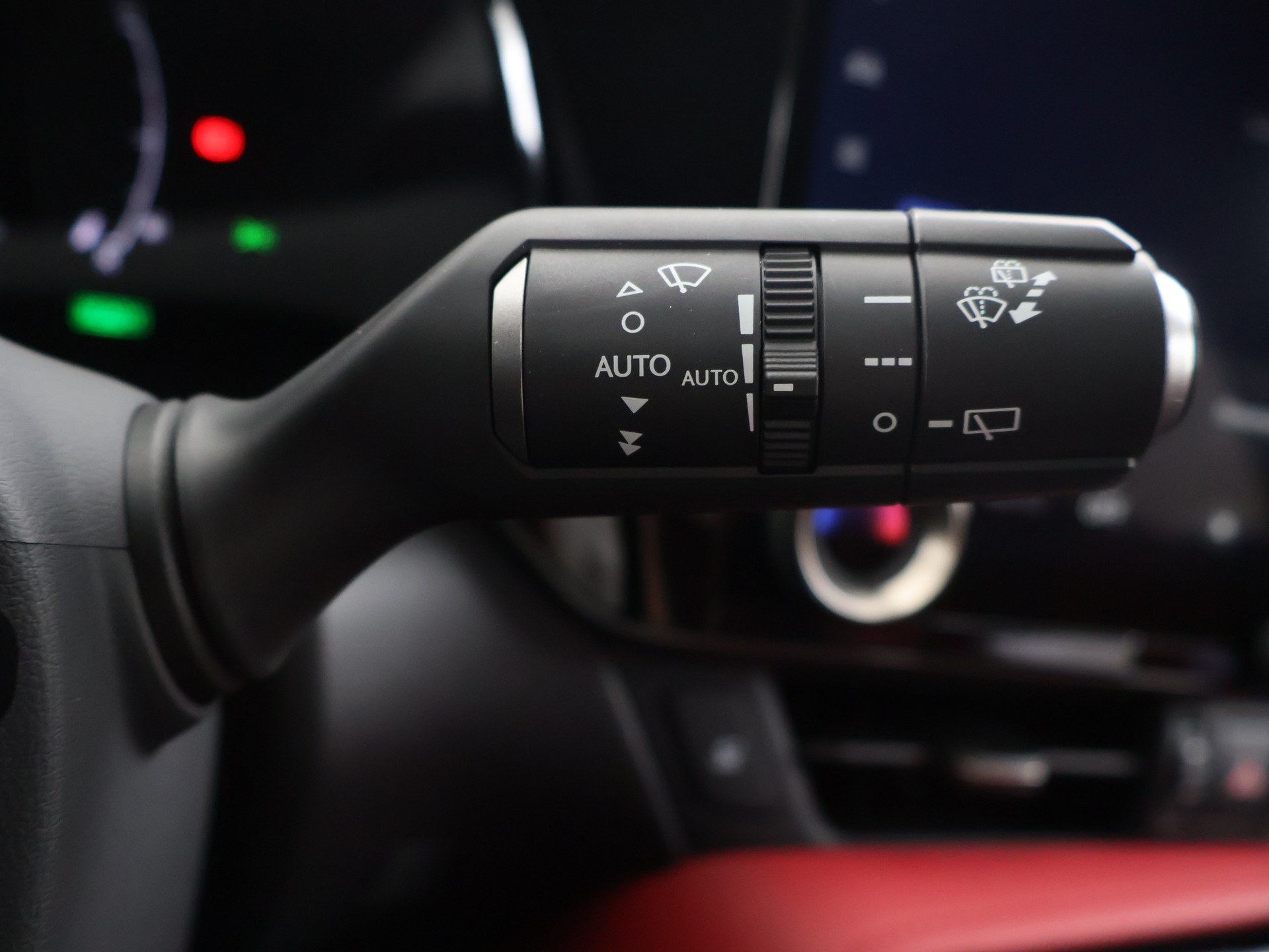 Foto van Lexus Lexus Nx450h+