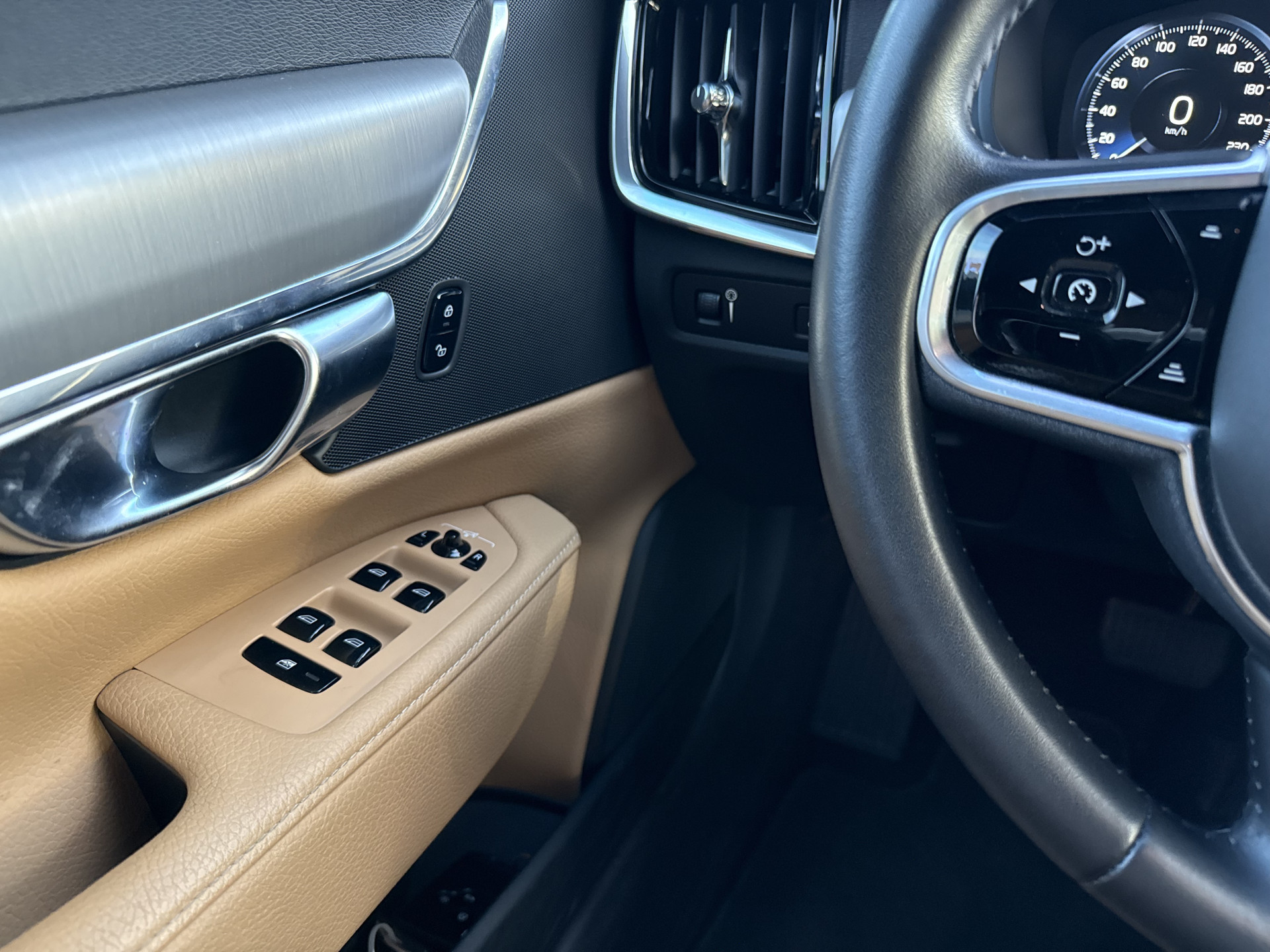 Foto van Volvo S90