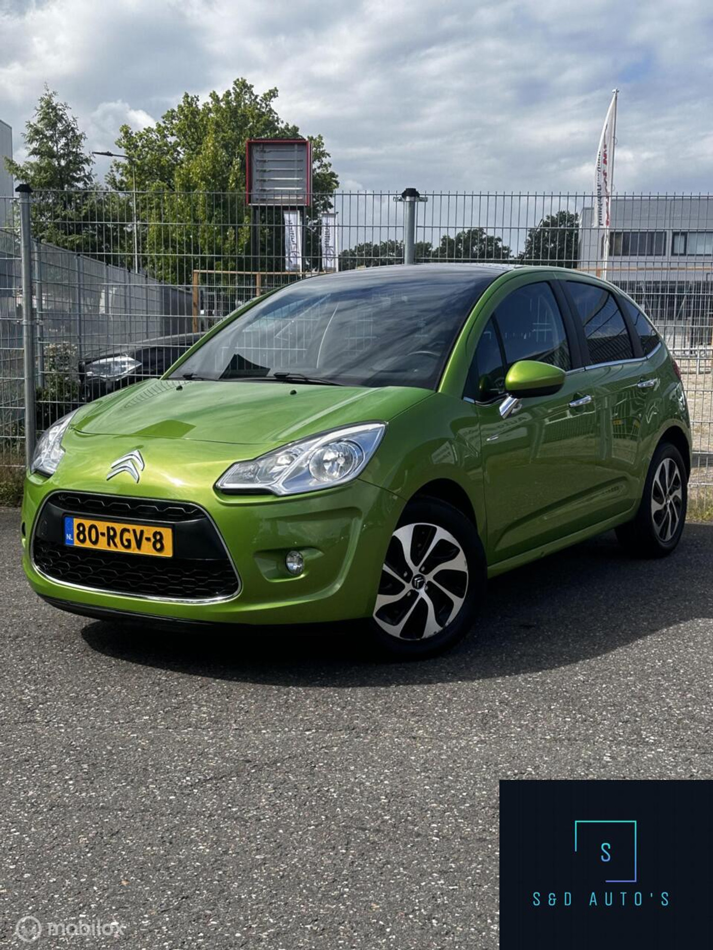 Citroen C3 1.6 VTi Exclusive / Pano / Navi / Rijdt perfect.. 2011 - voorkant