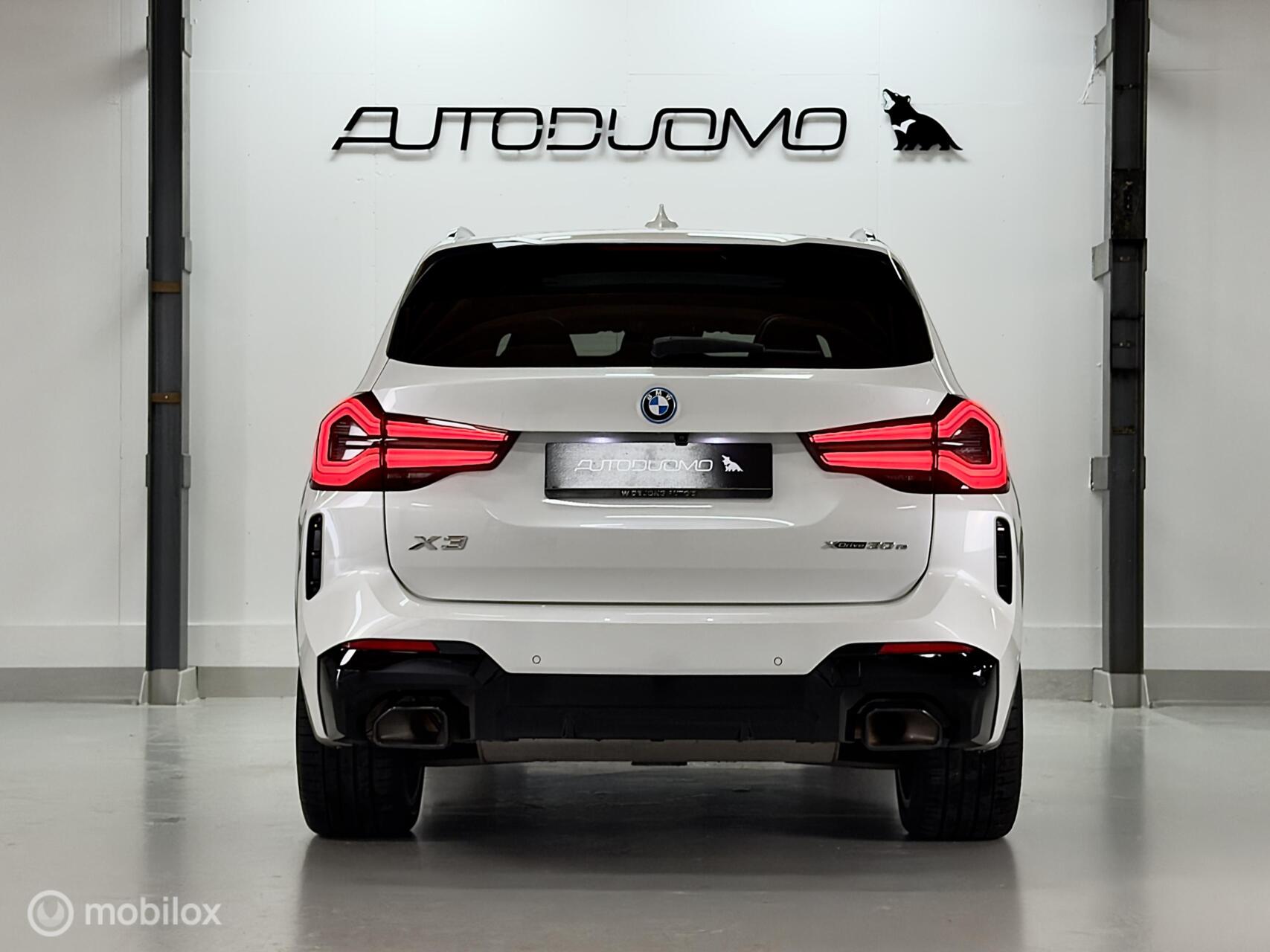 Foto van BMW X3 Xdrive30e