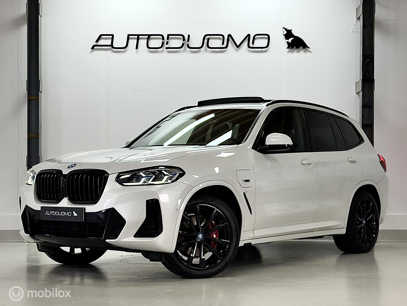 BMW X3 Xdrive30e xDrive30e High Executive M Sport | Pano | Laser | HUD | 360 Cam | Stuurverw. | 20" M Velgen | Shadow Line | Sfeer| 292PK 2022 - voorkant