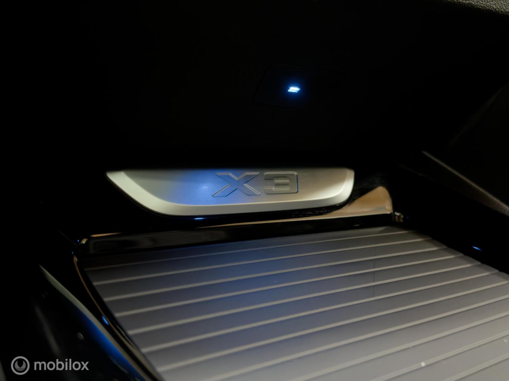 Foto van BMW X3 Xdrive30e