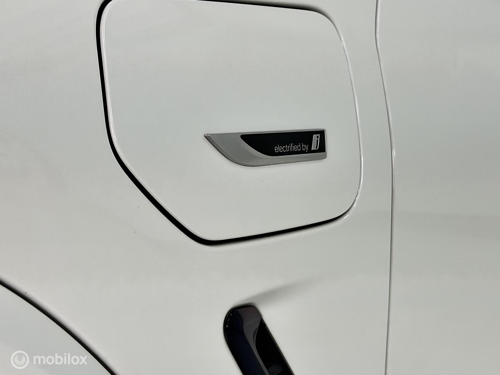 Foto van BMW X3 Xdrive30e