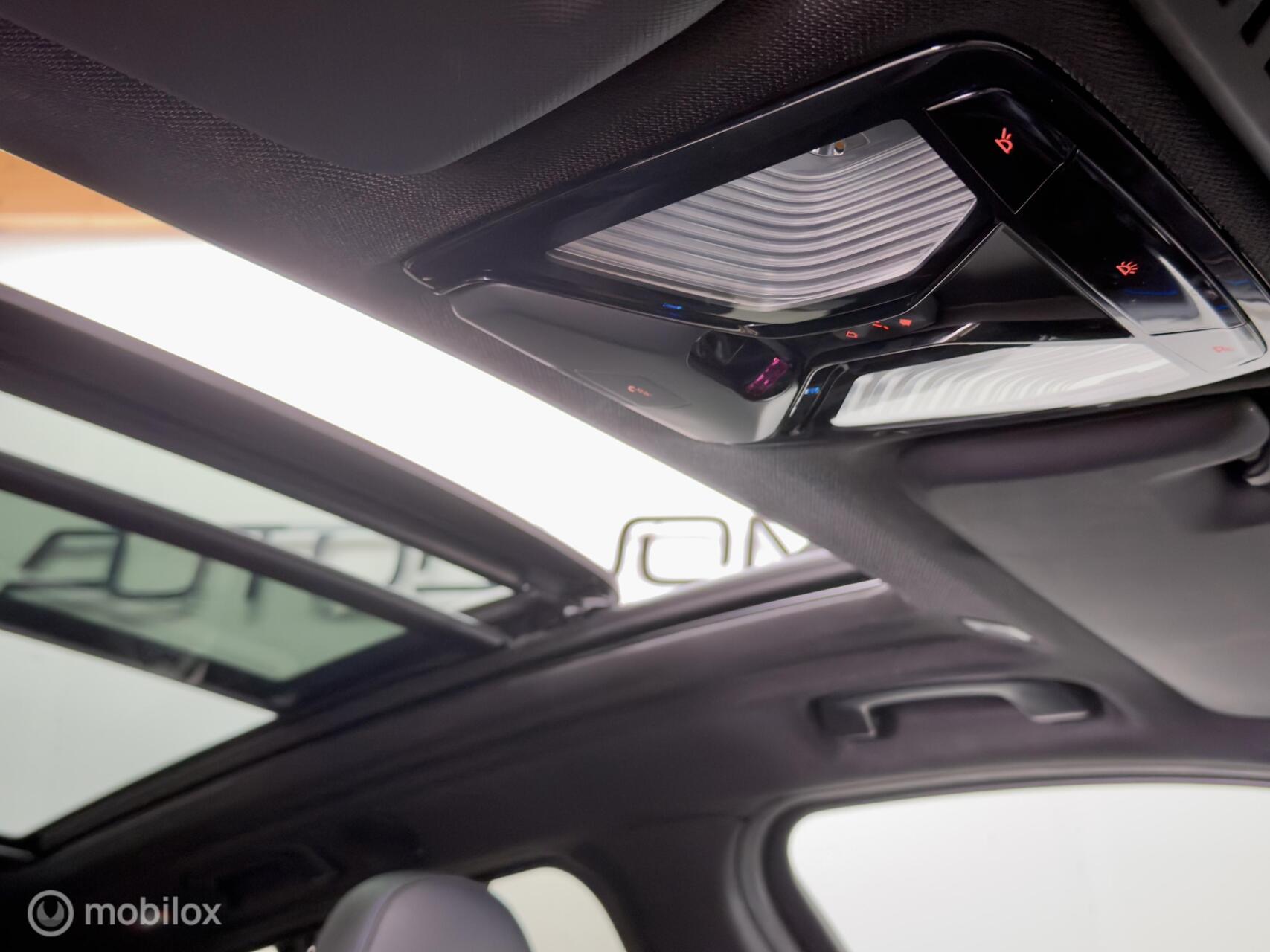 Foto van BMW X3 Xdrive30e