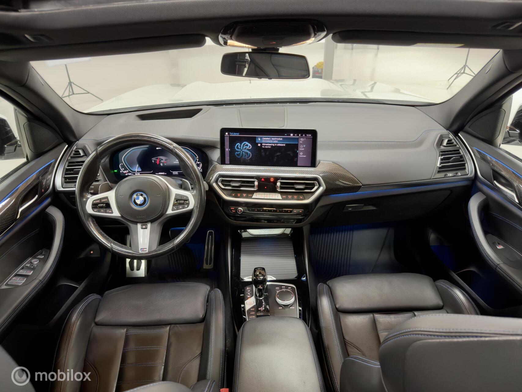 Foto van BMW X3 Xdrive30e