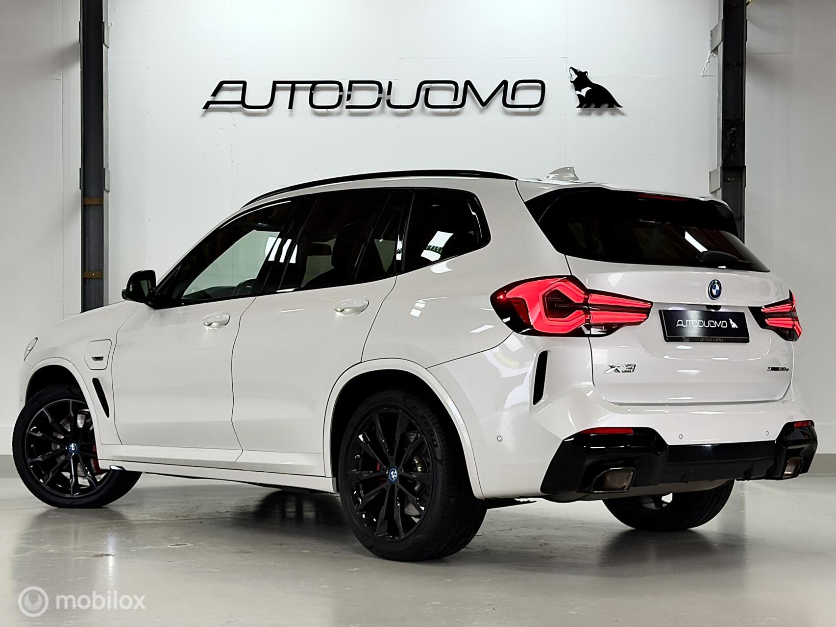 Foto van BMW X3 Xdrive30e
