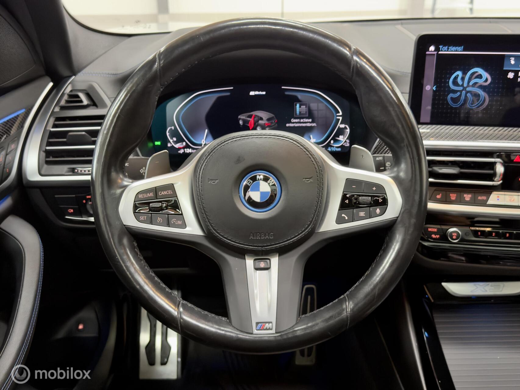 Foto van BMW X3 Xdrive30e