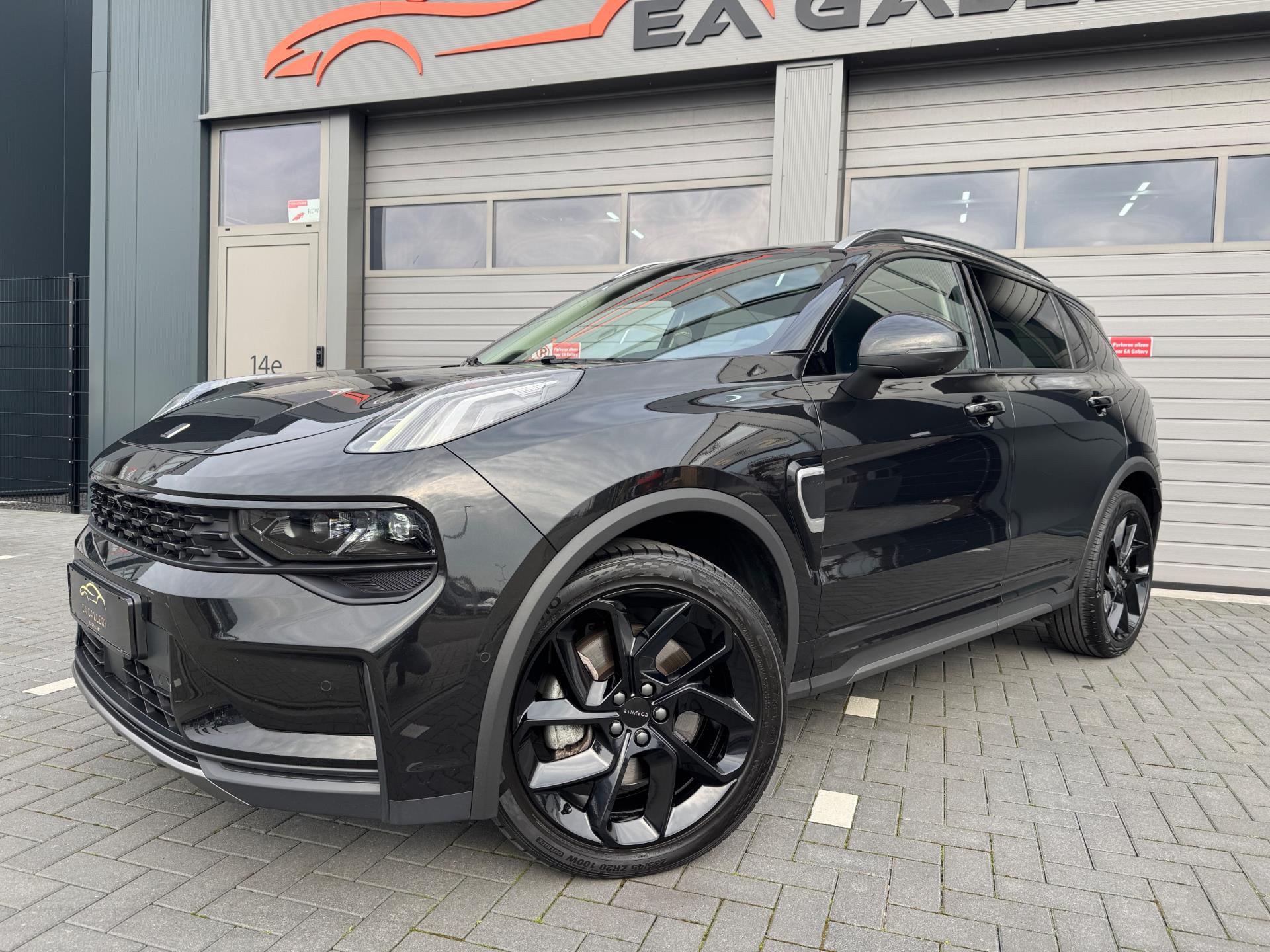 Foto van Lynk&co LYNK & Co 01