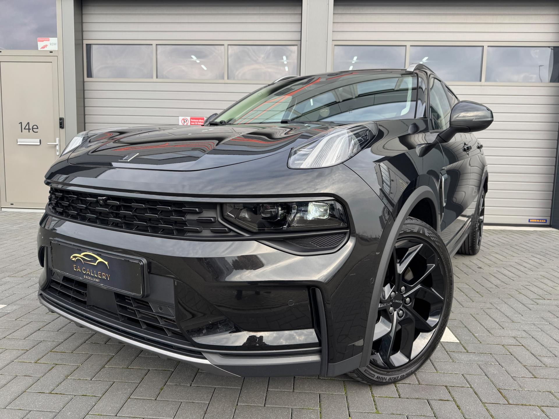 Foto van Lynk&co LYNK & Co 01