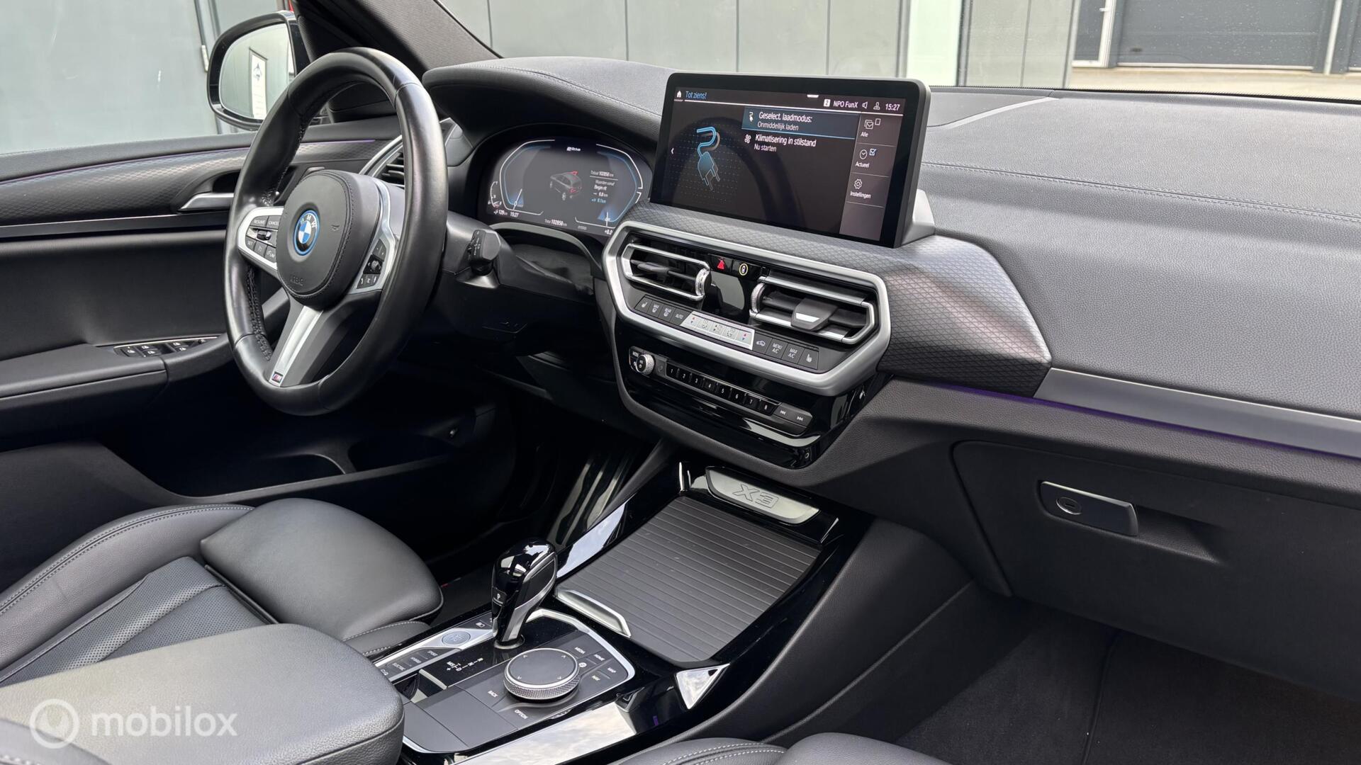 Foto van BMW X3 Xdrive30e