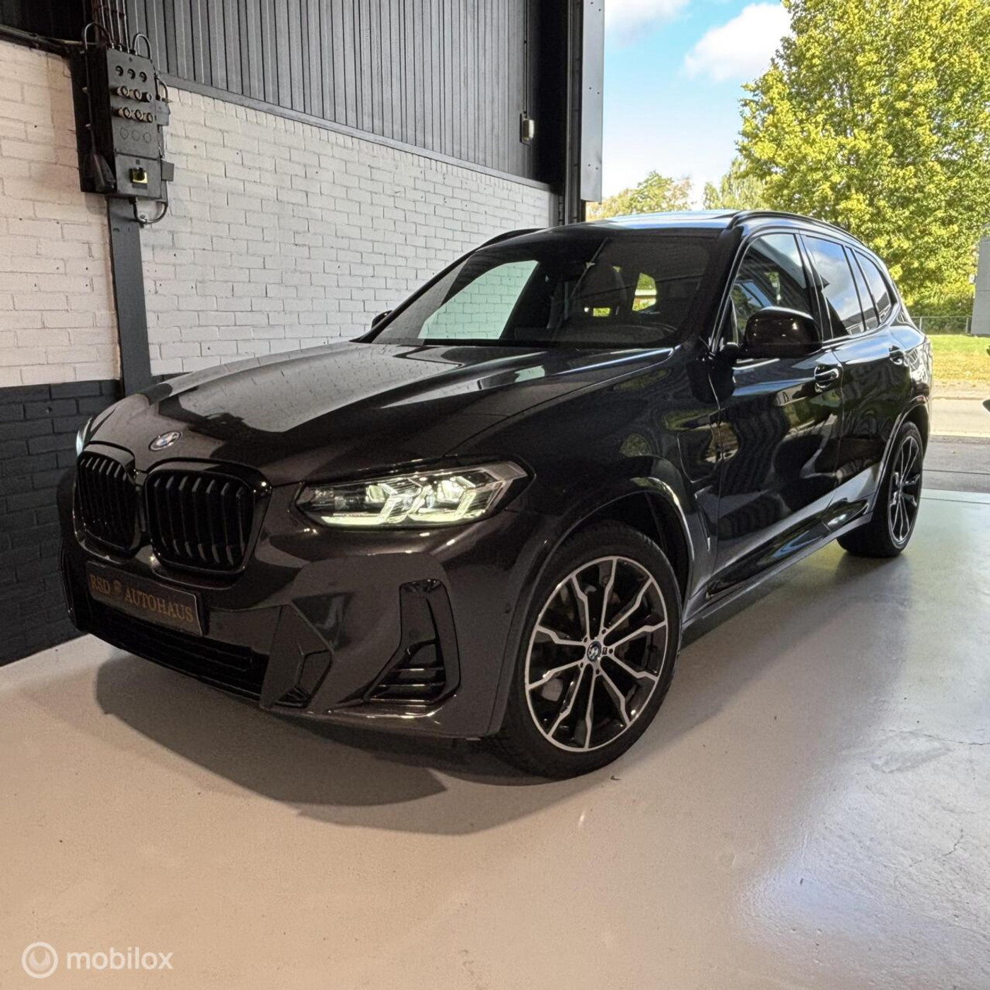 Foto van BMW X3 Xdrive30e