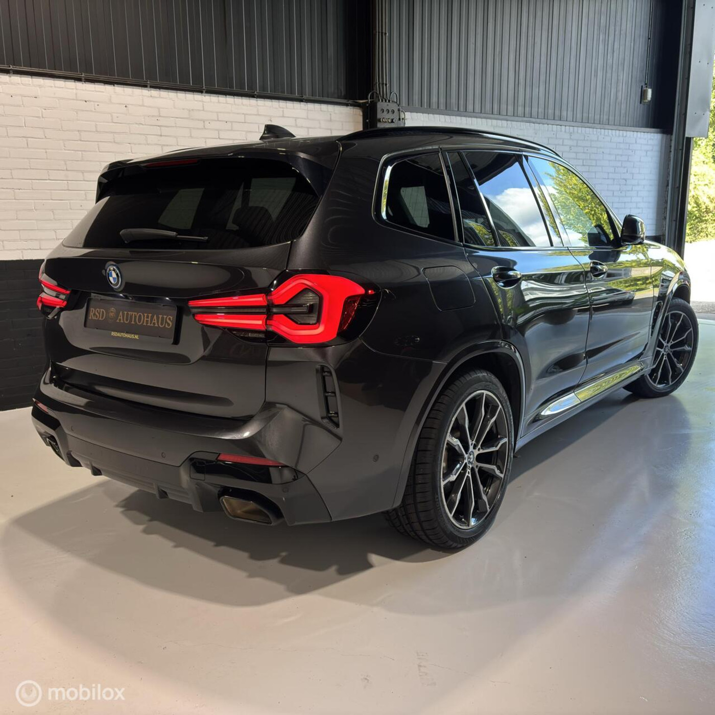 Foto van BMW X3 Xdrive30e