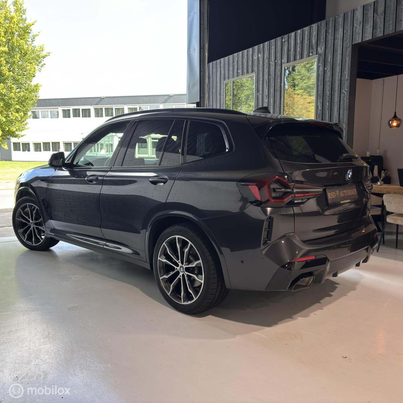 Foto van BMW X3 Xdrive30e