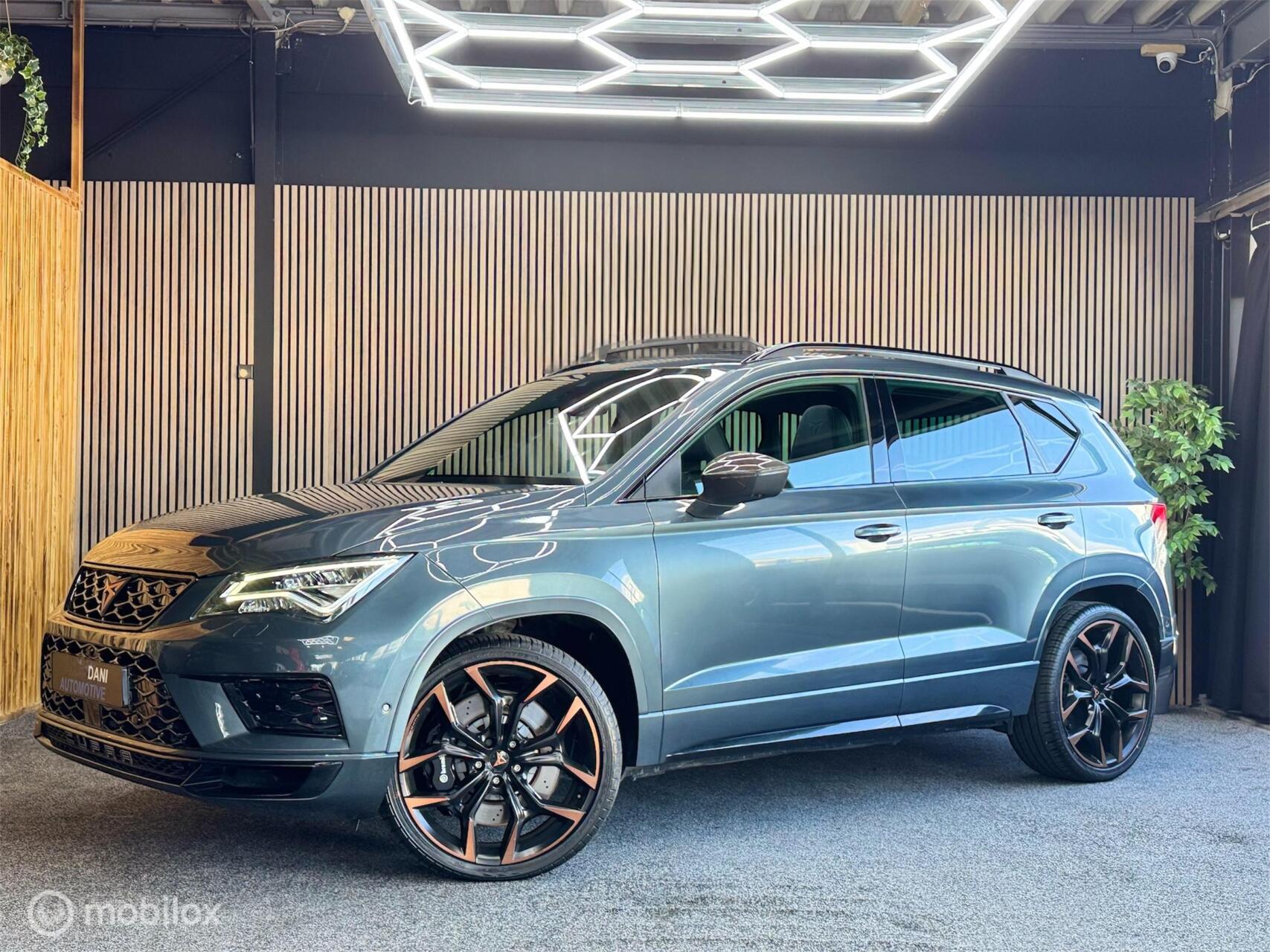 Cupra Ateca 2.0 TSI 4DRIVE|Pano|Beats|Akra| Cam 360|Brembo 2020 - voorkant