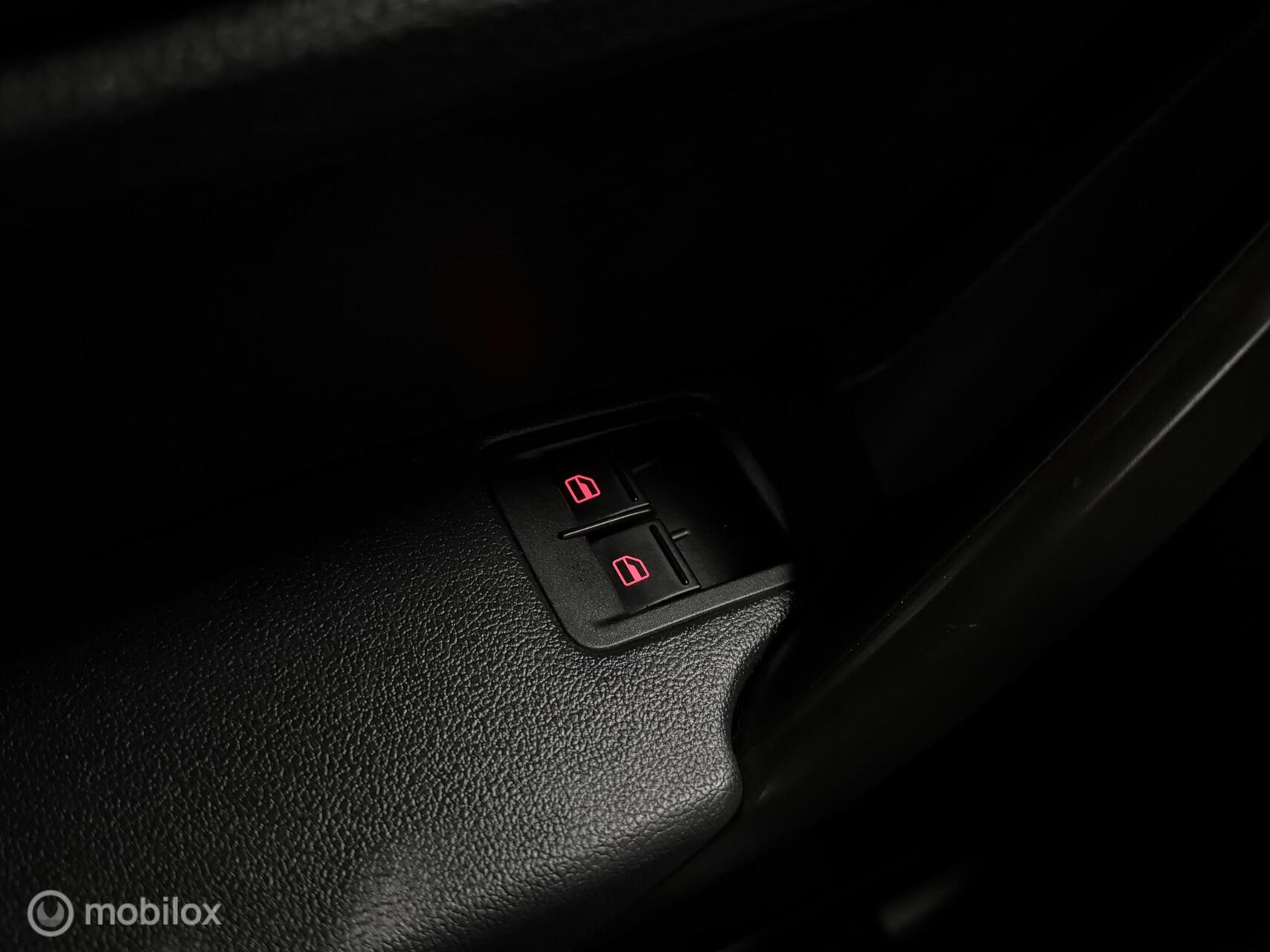 Foto van Volkswagen Caddy Combi