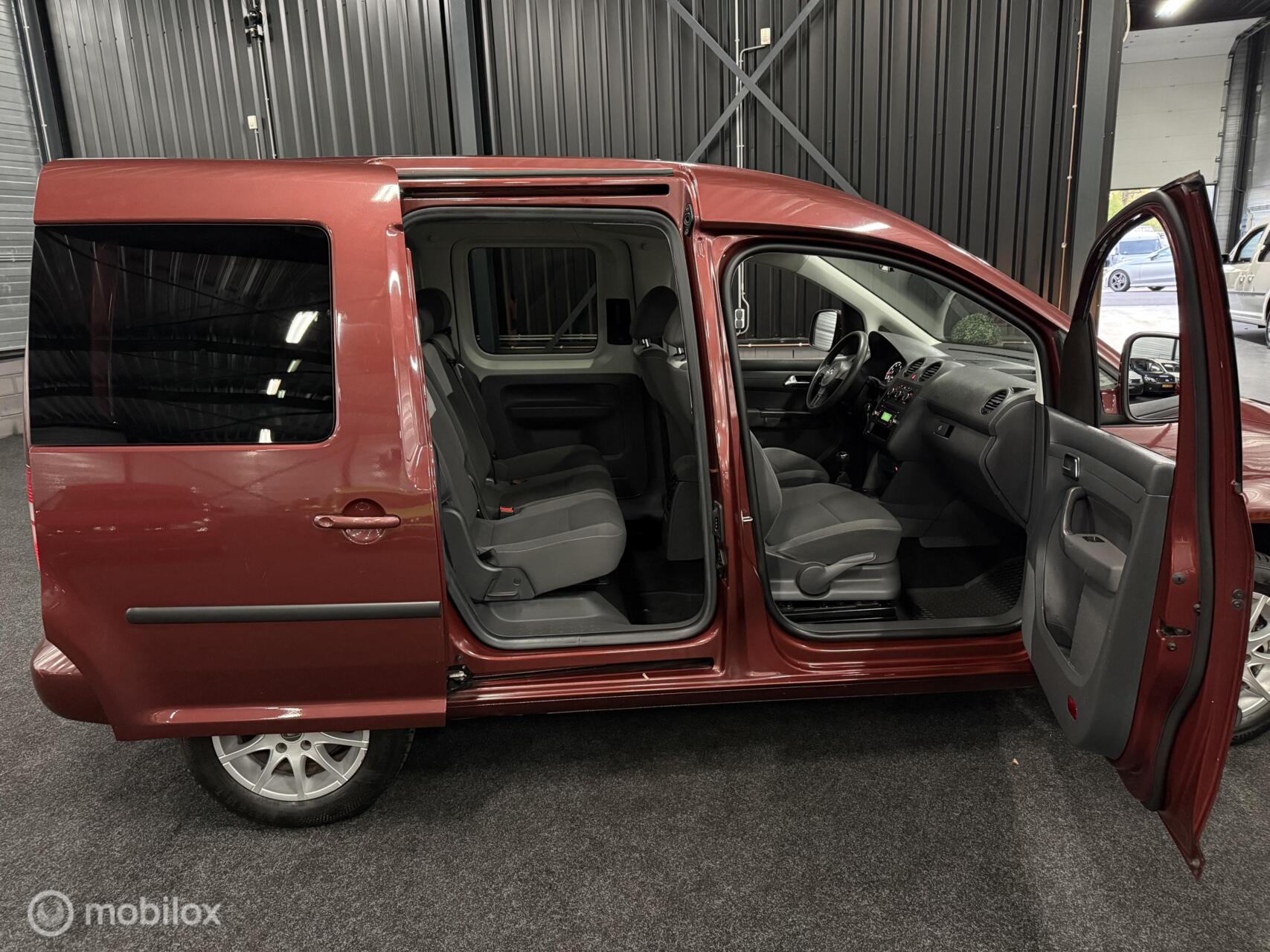 Foto van Volkswagen Caddy Combi
