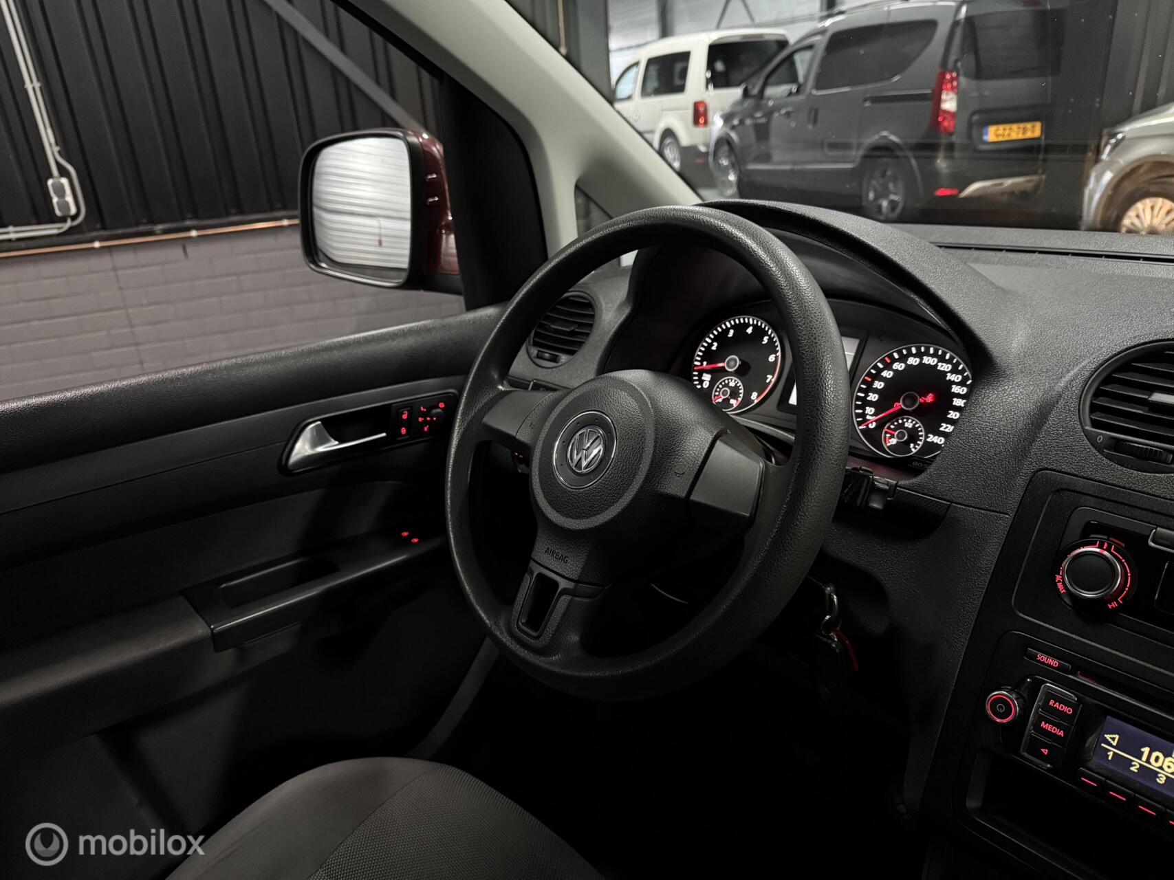 Foto van Volkswagen Caddy Combi
