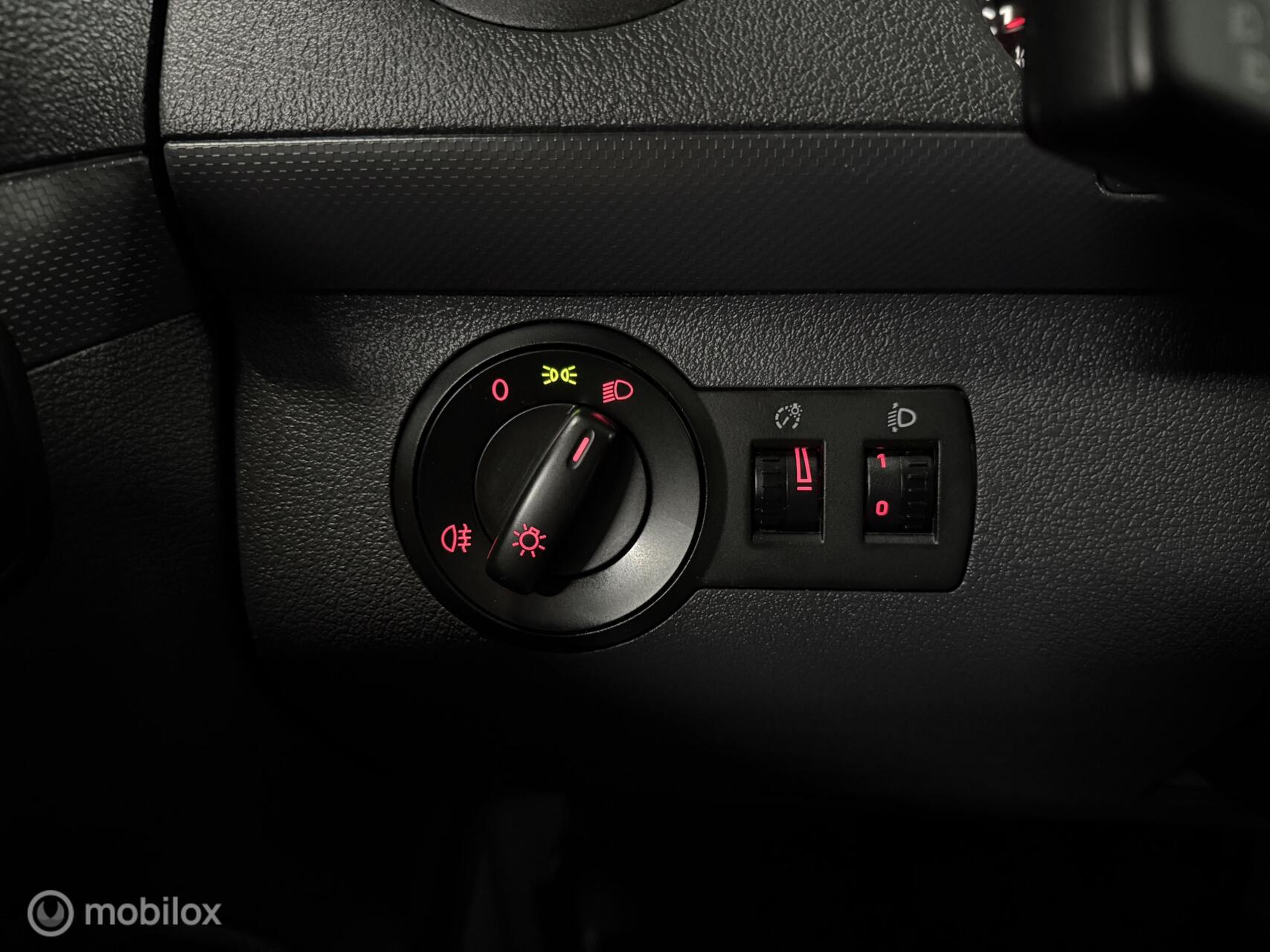 Foto van Volkswagen Caddy Combi