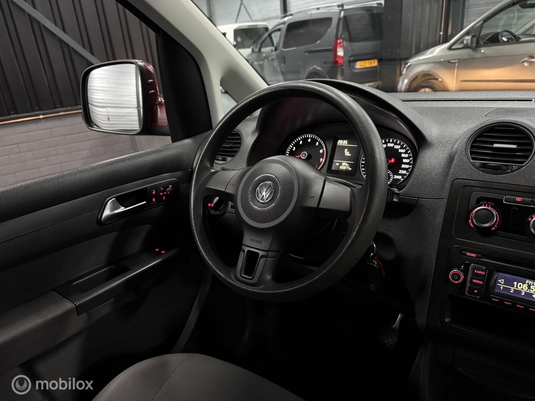Foto van Volkswagen Caddy Combi