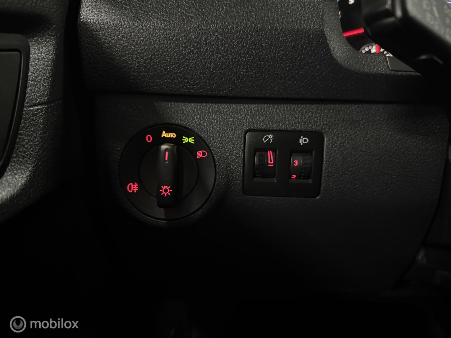 Foto van Volkswagen Caddy Combi