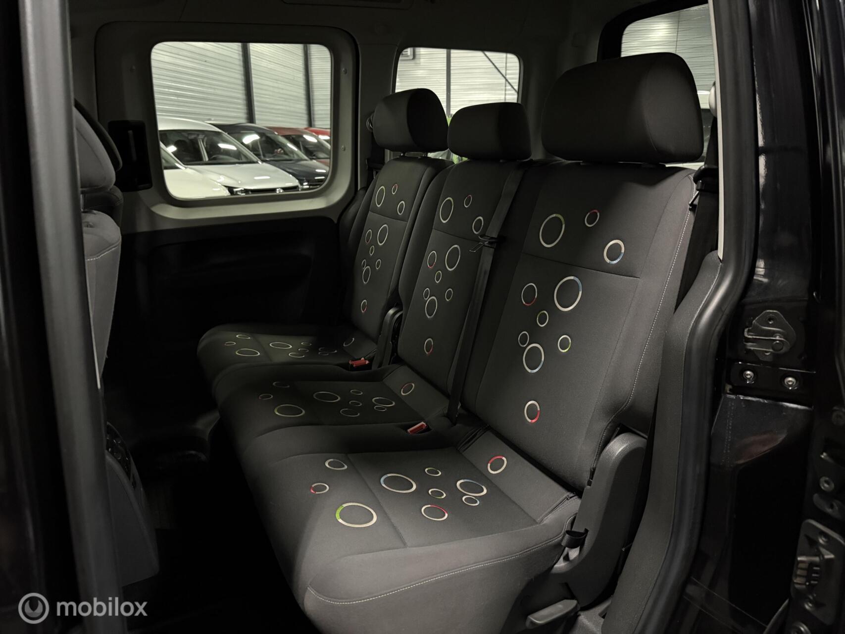 Foto van Volkswagen Caddy Combi