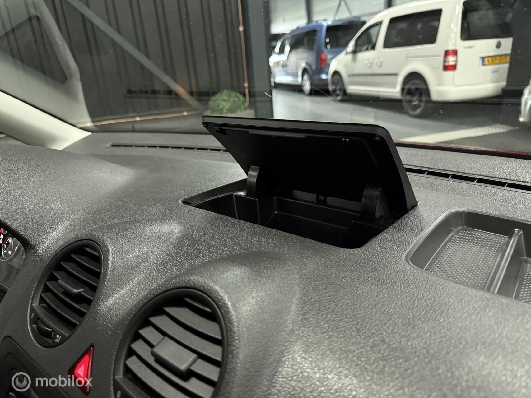Foto van Volkswagen Caddy Combi
