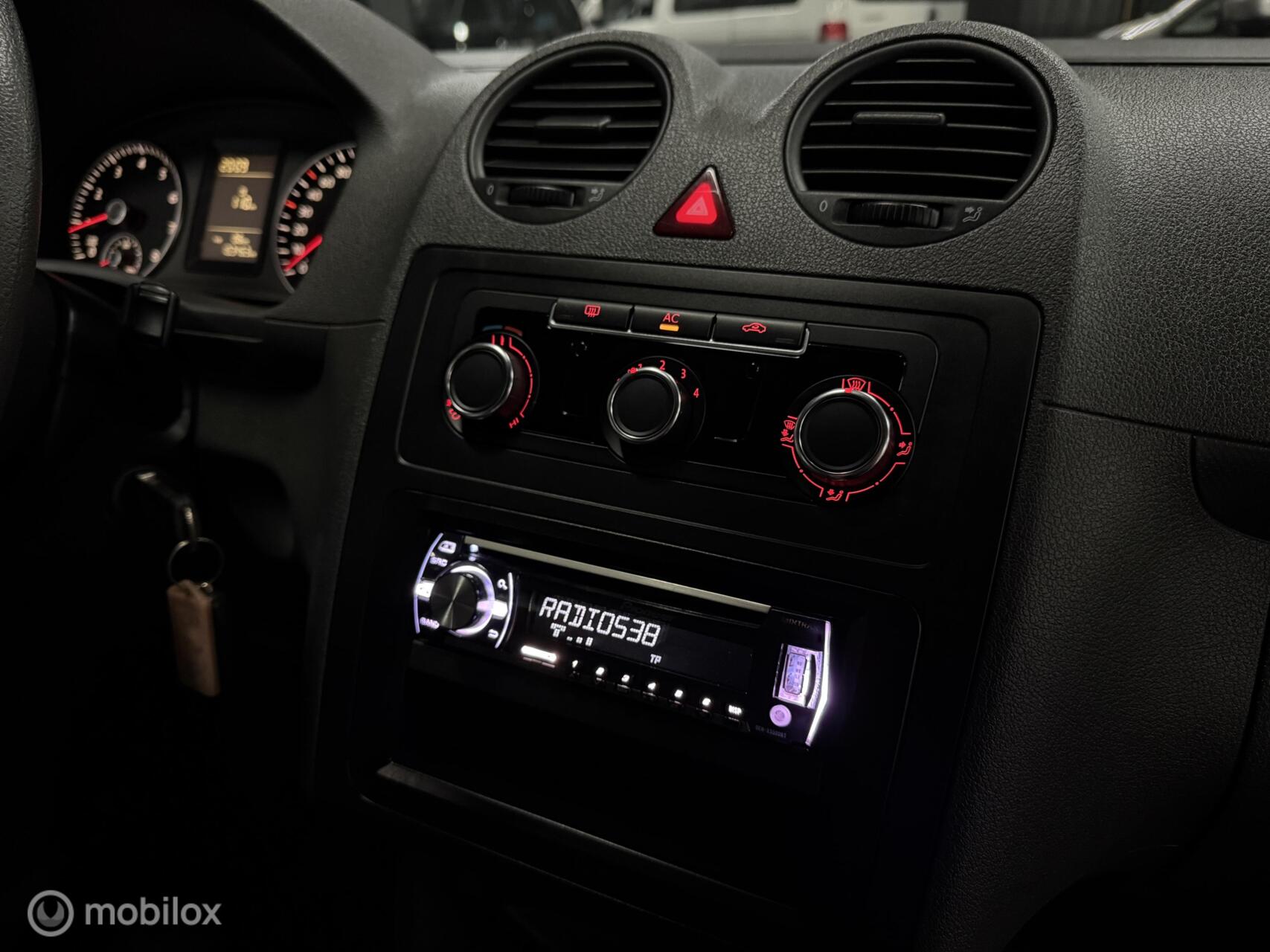 Foto van Volkswagen Caddy Combi