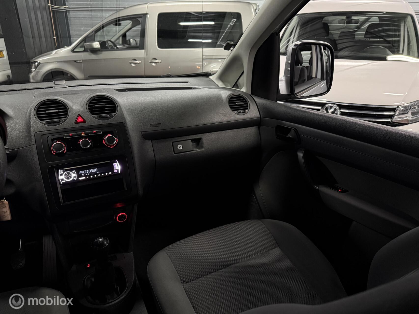 Foto van Volkswagen Caddy Combi