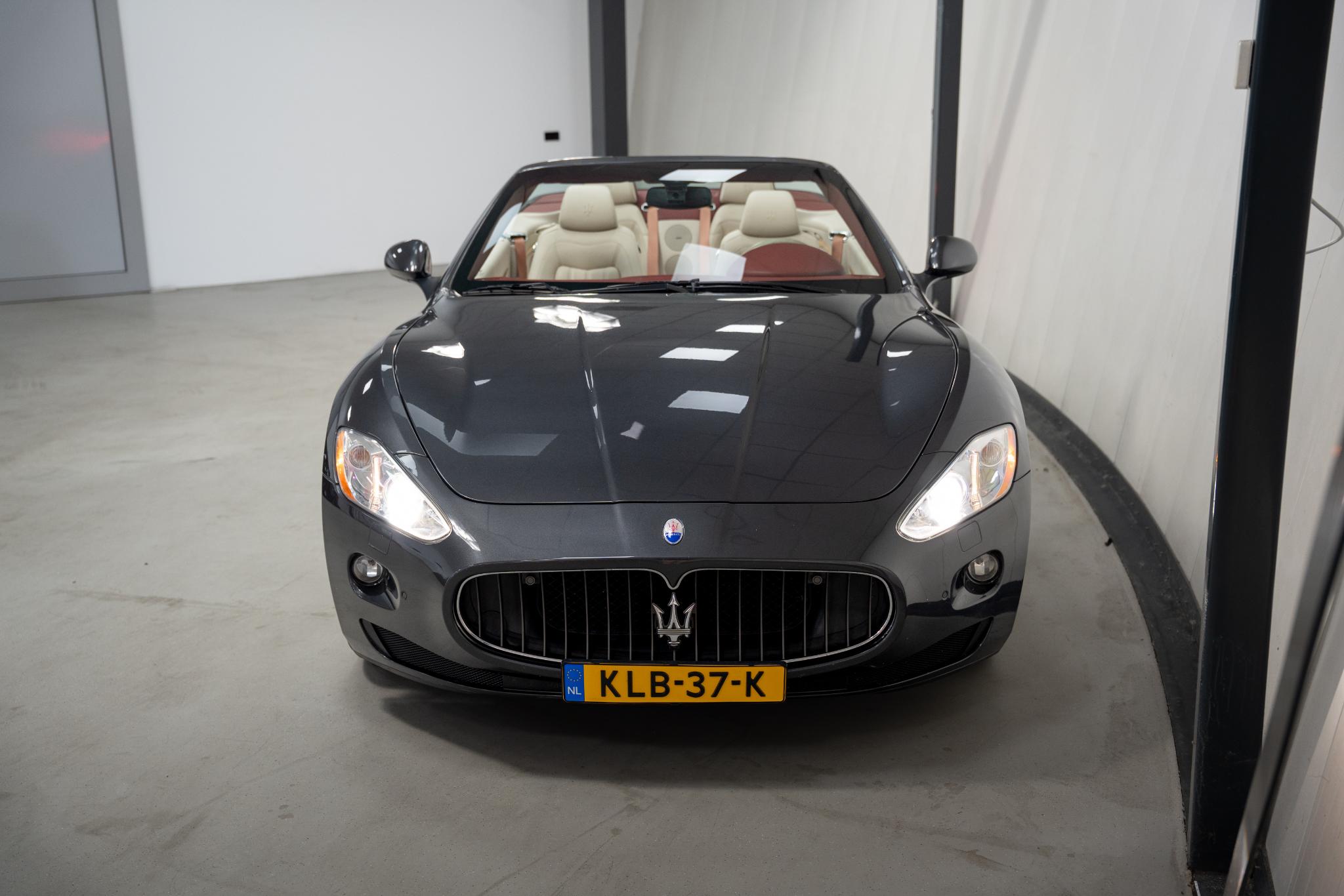 Foto van Maserati Grancabrio