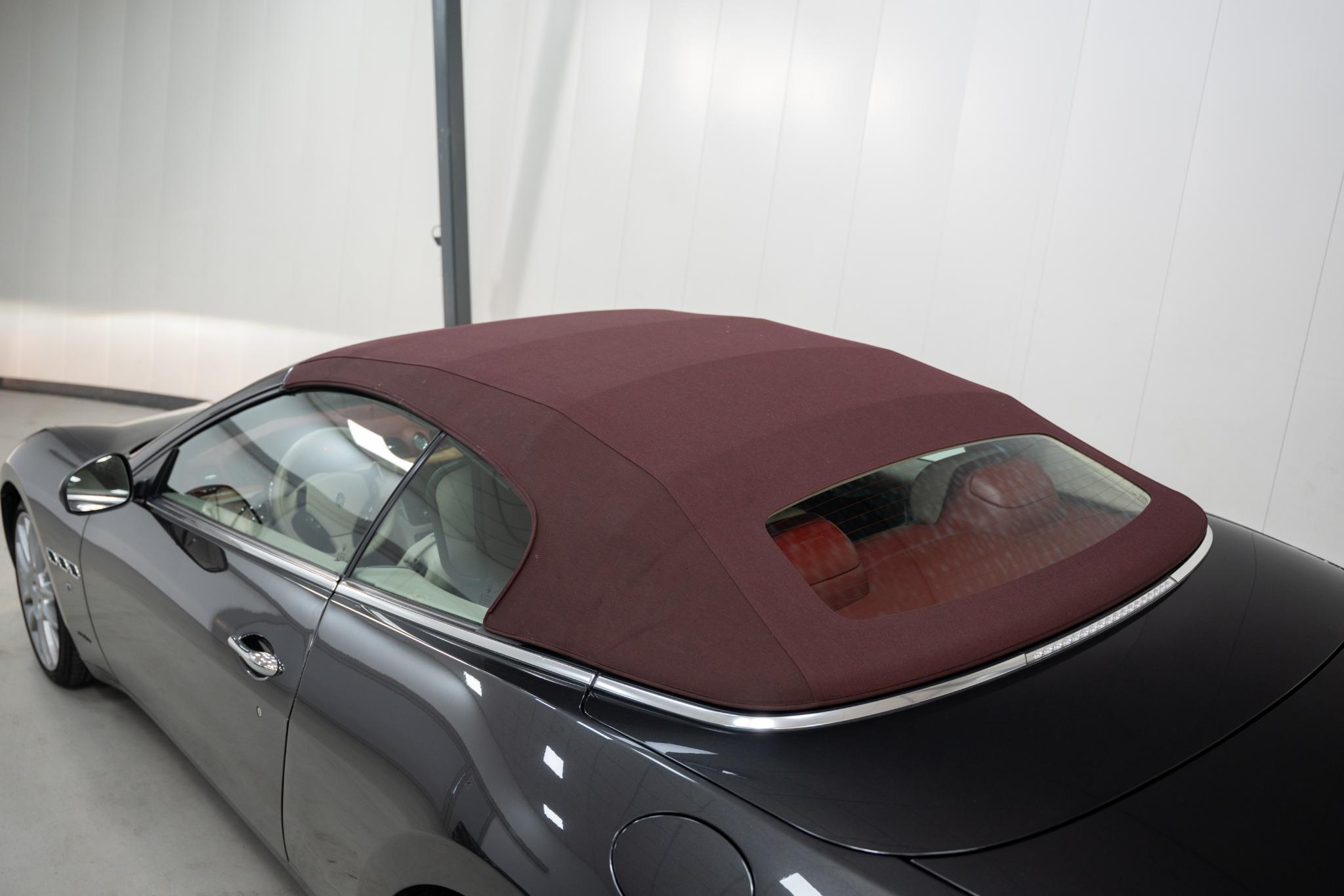 Foto van Maserati Grancabrio