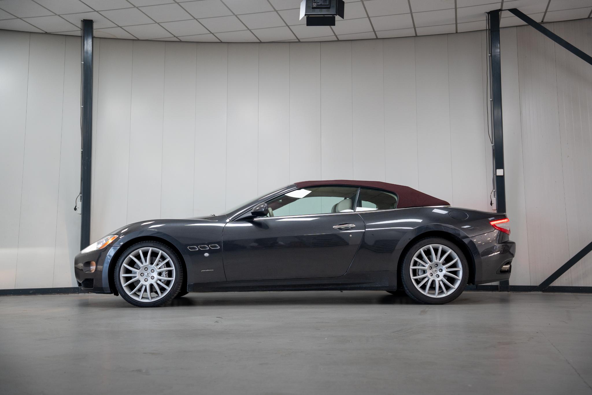 Foto van Maserati Grancabrio