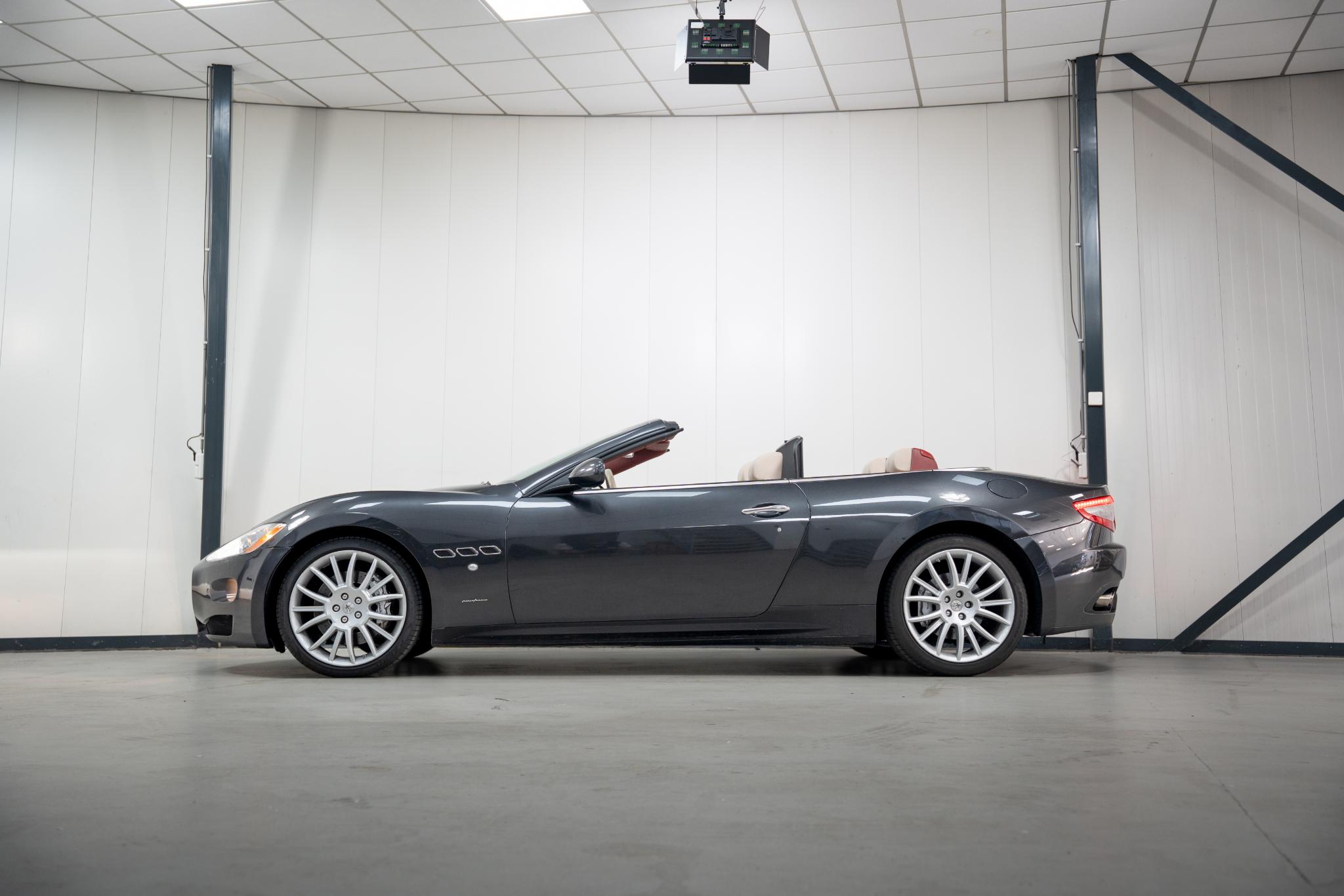 Foto van Maserati Grancabrio