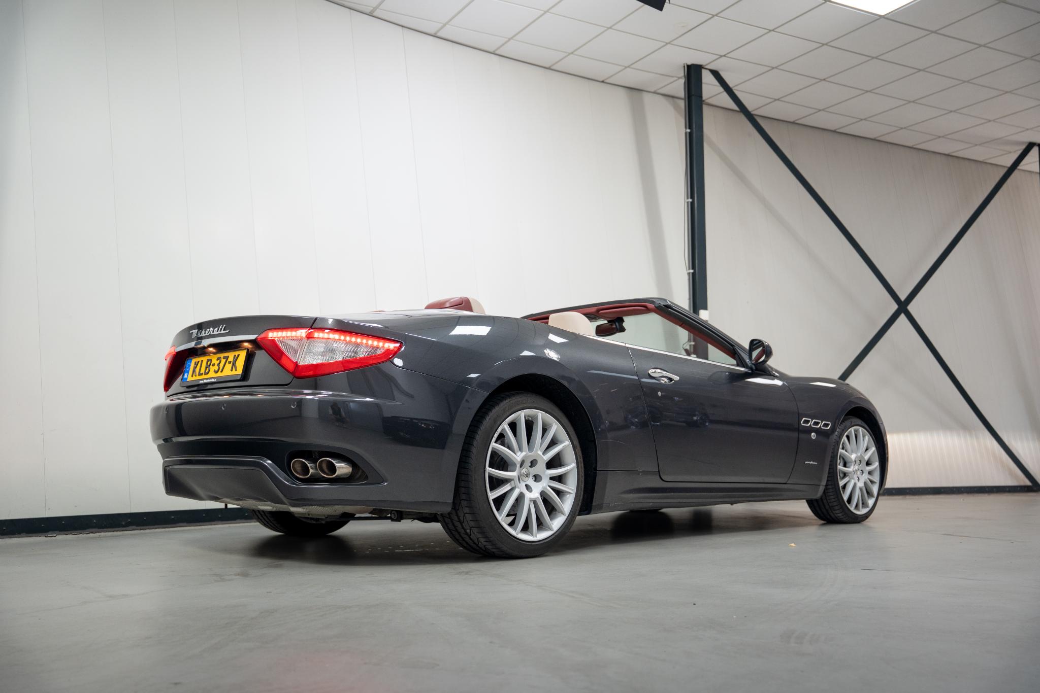 Foto van Maserati Grancabrio