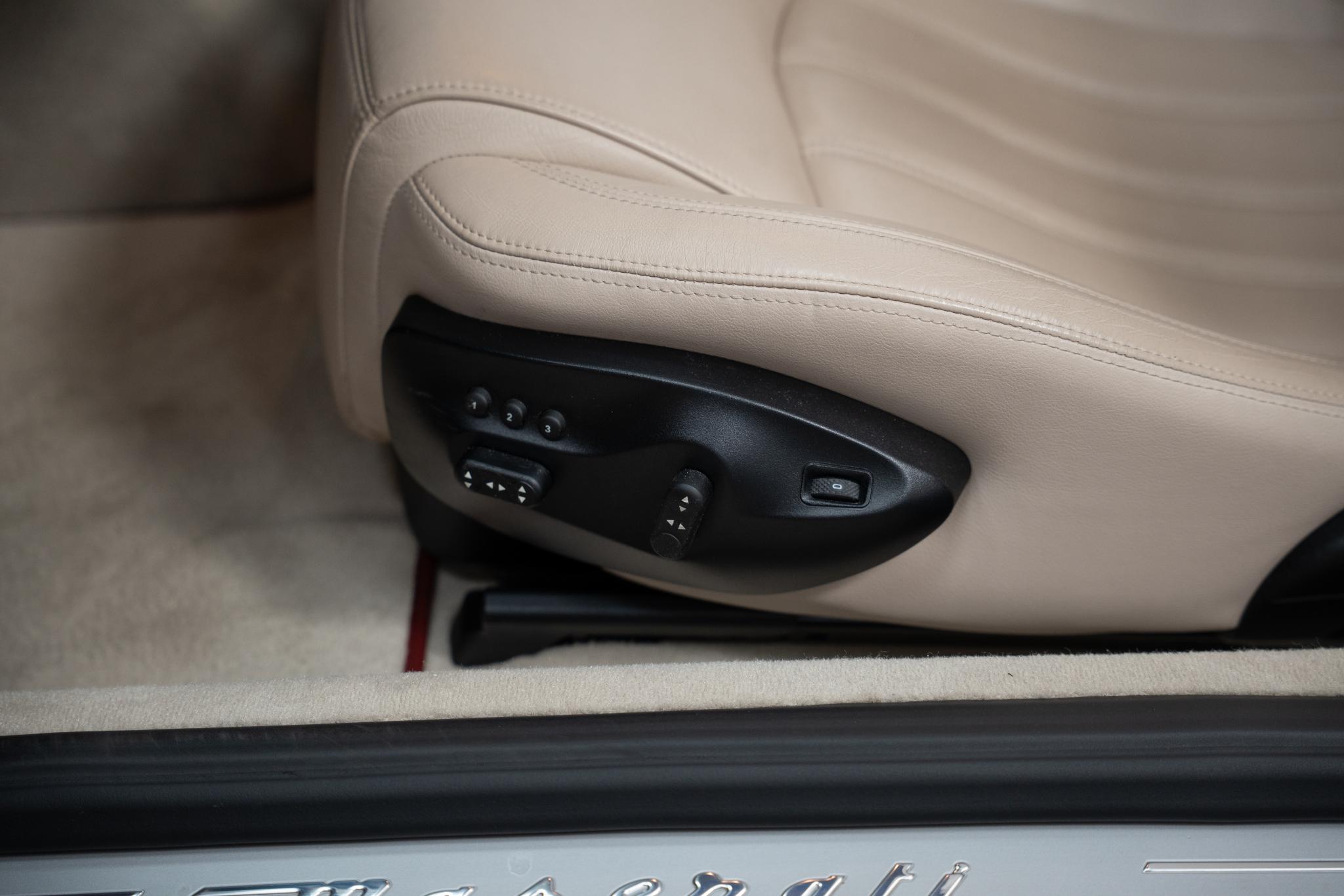 Foto van Maserati Grancabrio
