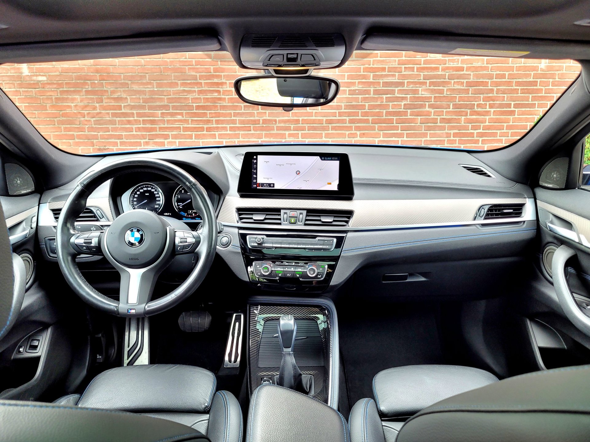 Foto van BMW X2 Xdrive25e