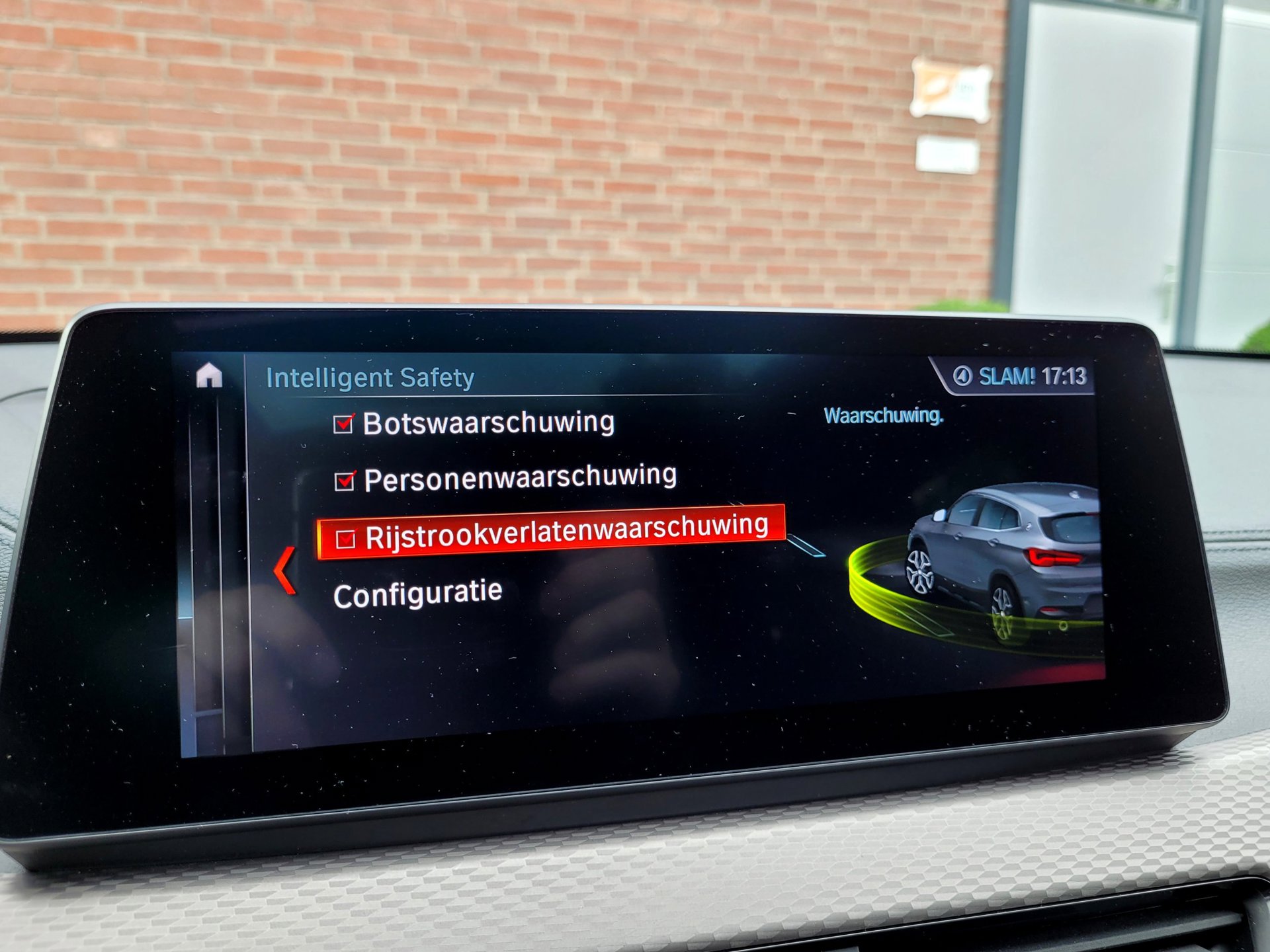 Foto van BMW X2 Xdrive25e