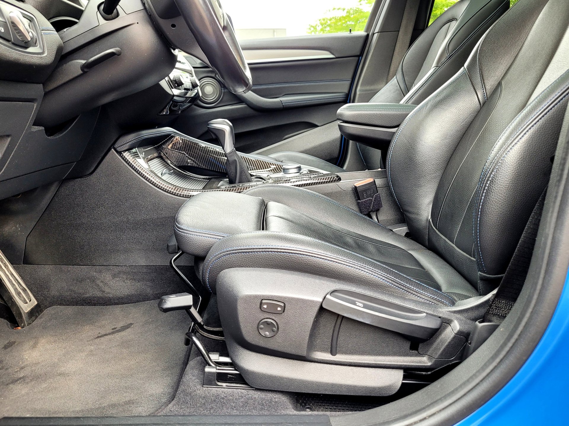 Foto van BMW X2 Xdrive25e