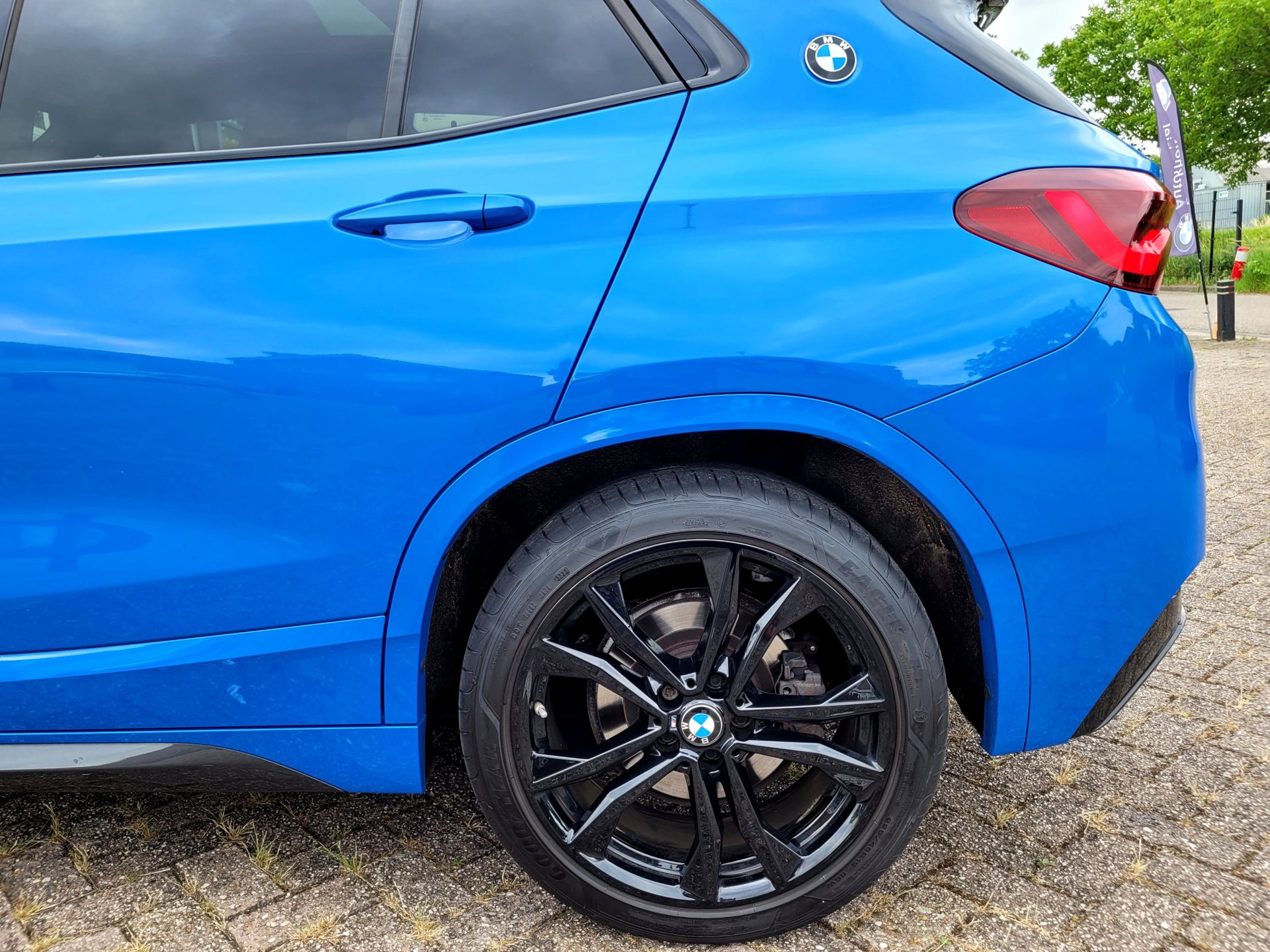 Foto van BMW X2 Xdrive25e
